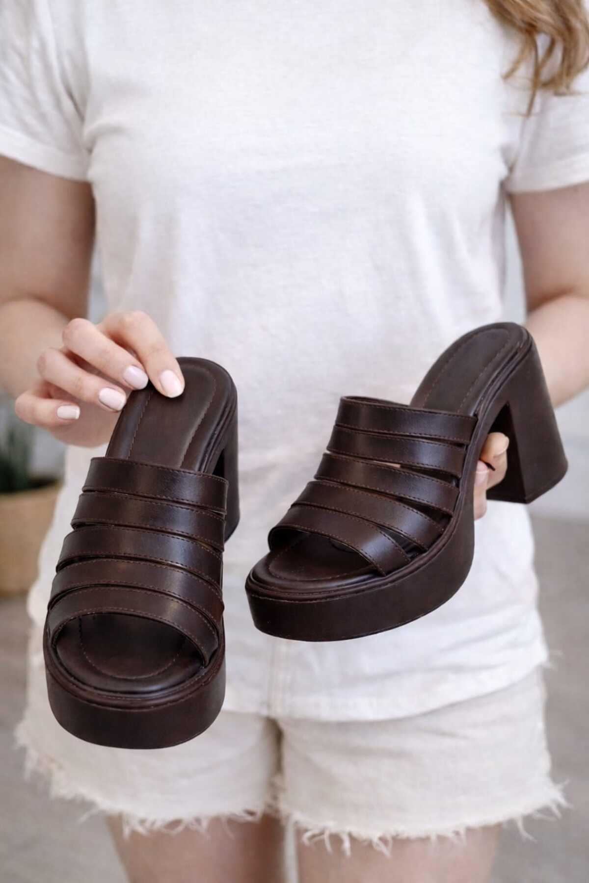 ds Dicle Stil  Livia Kalın Platform Topuklu Kadın kahve Terlik - 7 Cm - Görsel 3