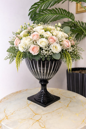 Acarya Design Çizgili Desen Siyah Cam Ayaklı Vazo / Kase