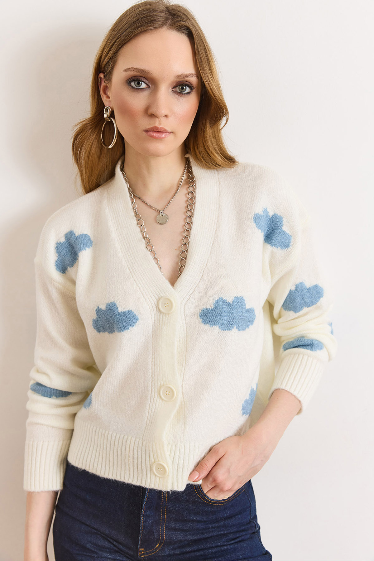 Women's Ecru Cloud Detailed Soft Textured Knitwear CardiganHRK-19000462