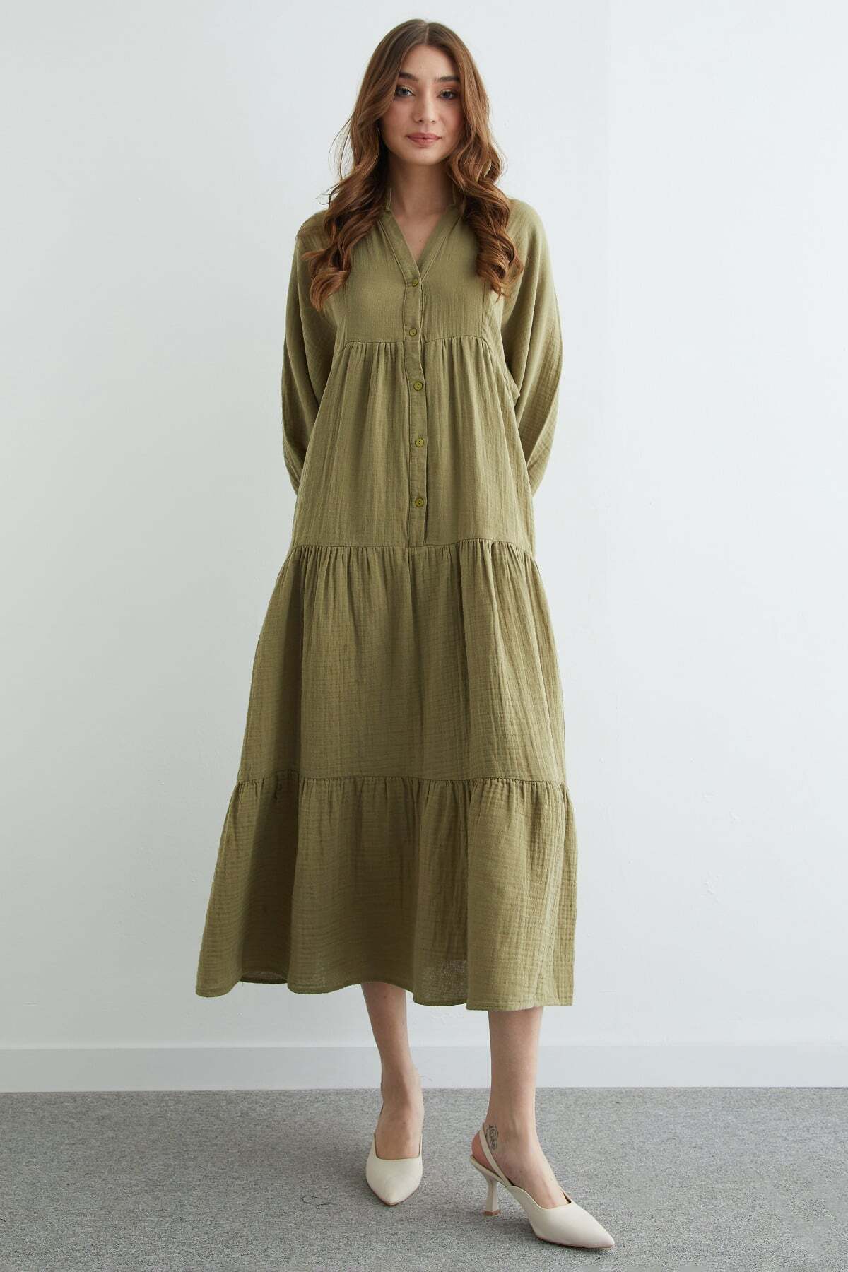 Fullamoda  Fullamodest Yarım Düğmeli Hakim Yaka Müslin Elbise - Görsel 2