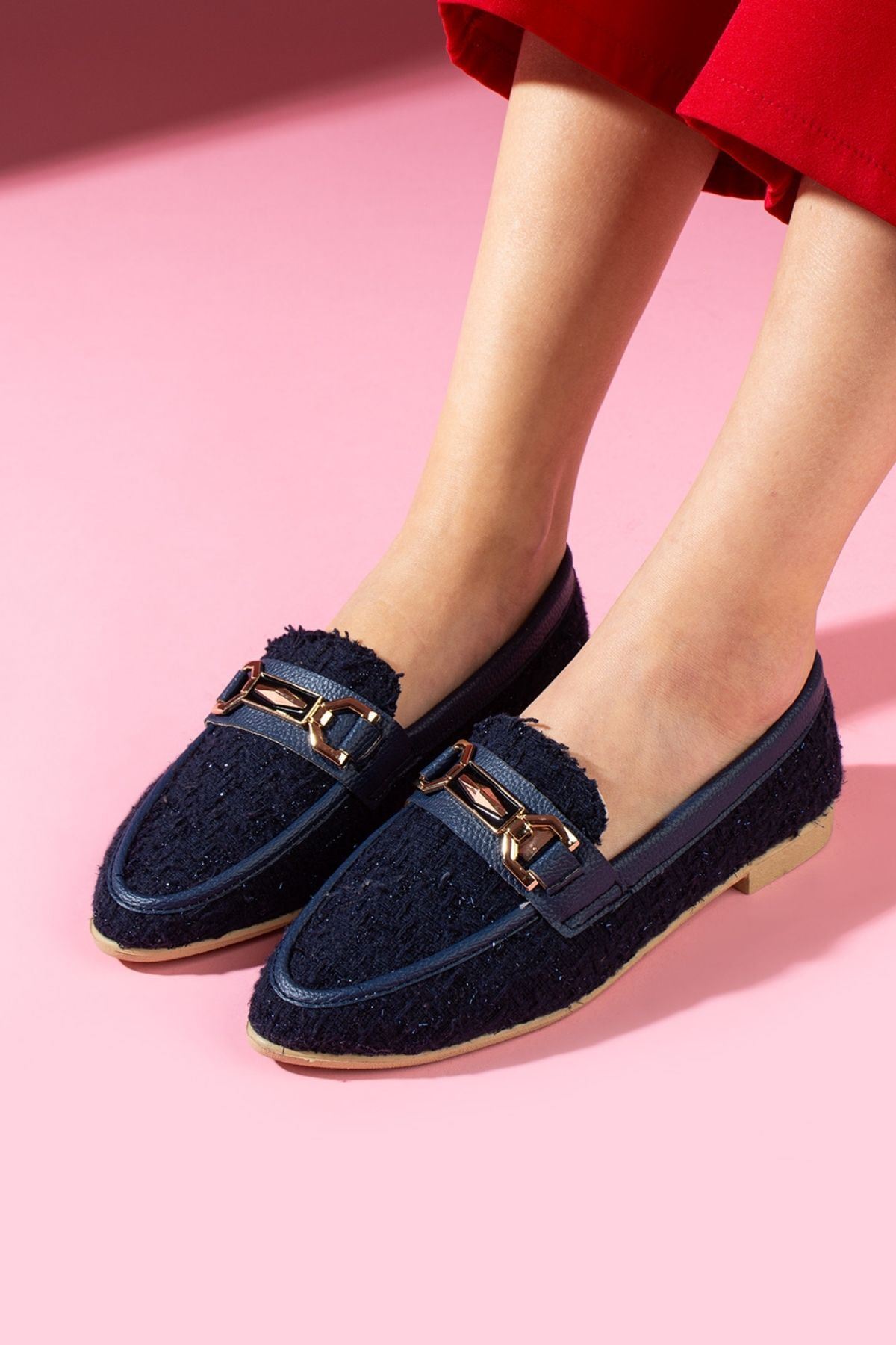 FUGA MODA  Cassia Lacivert Simli Kumaş Gold Zincir Aksesuarlı Loafer Babet