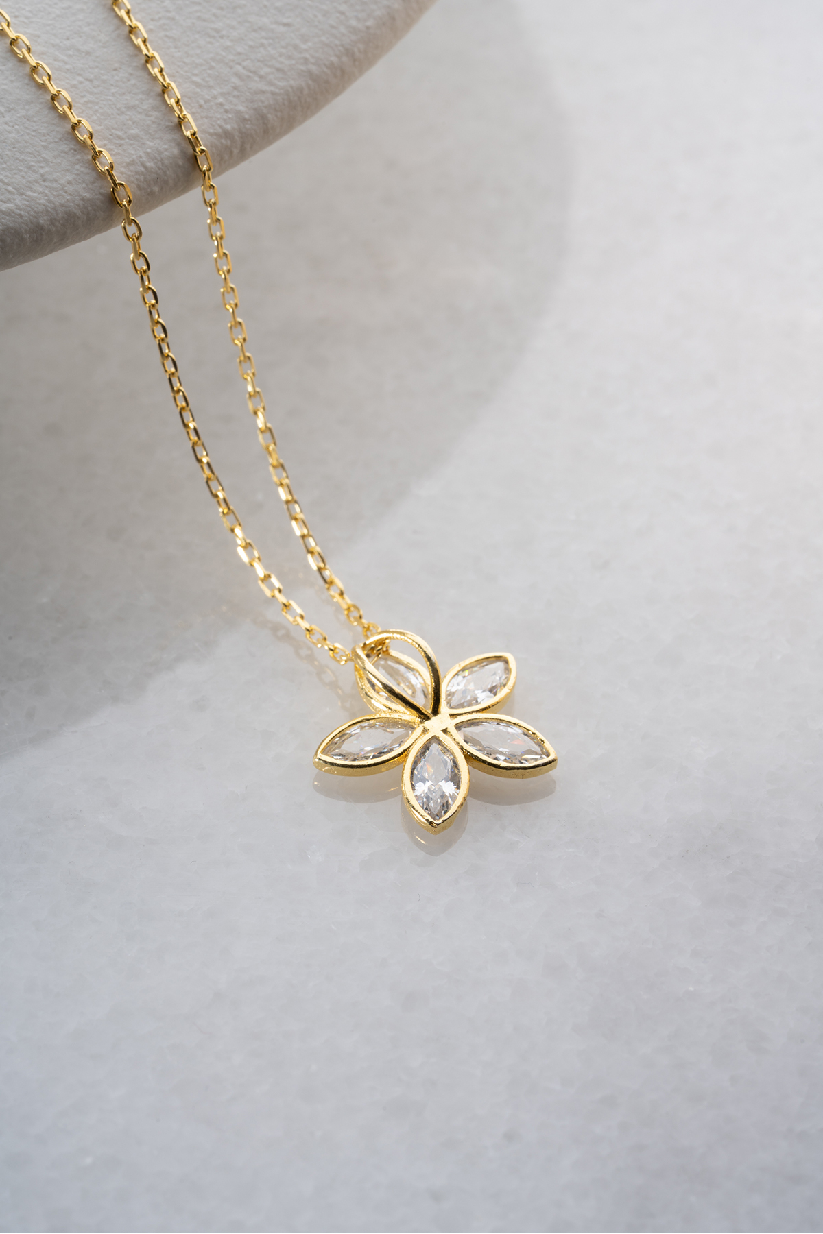 Silvano Jewelry 925 Ayar Gümüş Altın Kaplama Nergis Kolye görsel 4