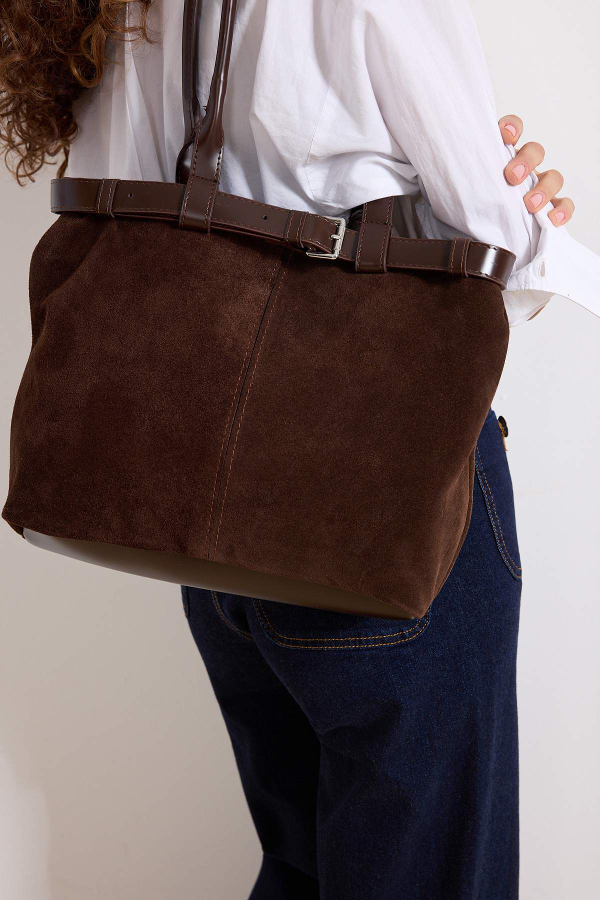 شنطه جلد بني