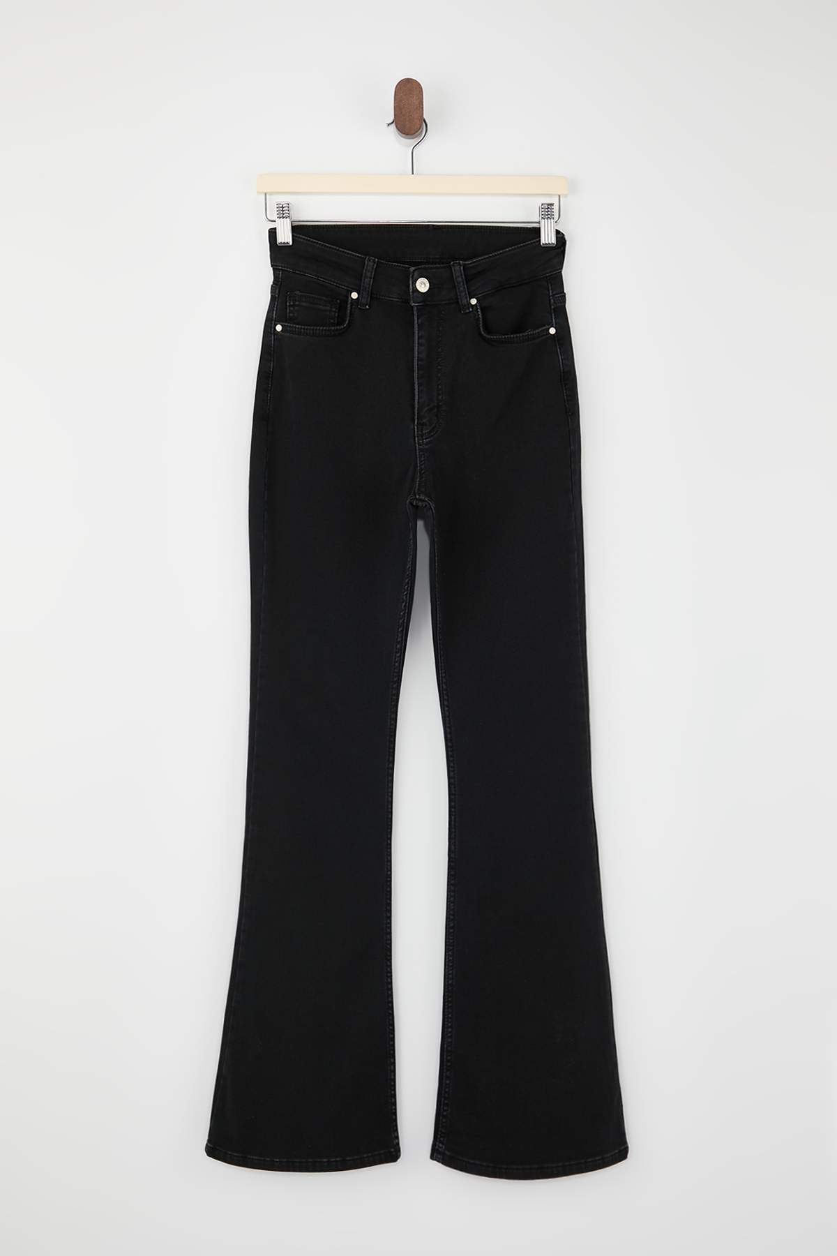 Trendyolmilla  Siyah Yüksek Bel Flare Yumuşak Ekstra Esneyen Örme Kot/Jeans TWOSS26JE00091 - Görsel 6