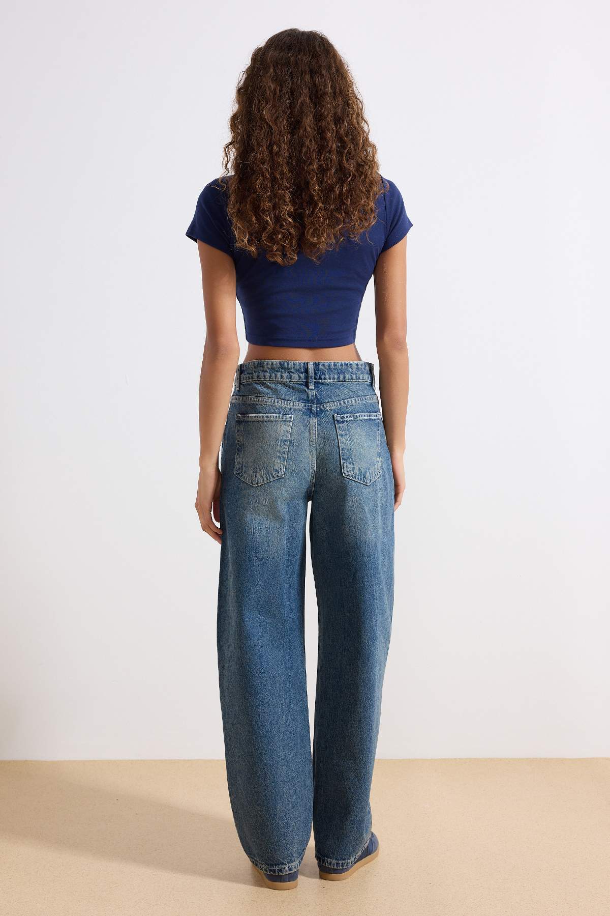 Trendyolmilla  Mavi Yüksek Bel Baggy %100 Pamuk Non-Stretch Jeans TWOAW25JE00130 - Görsel 4