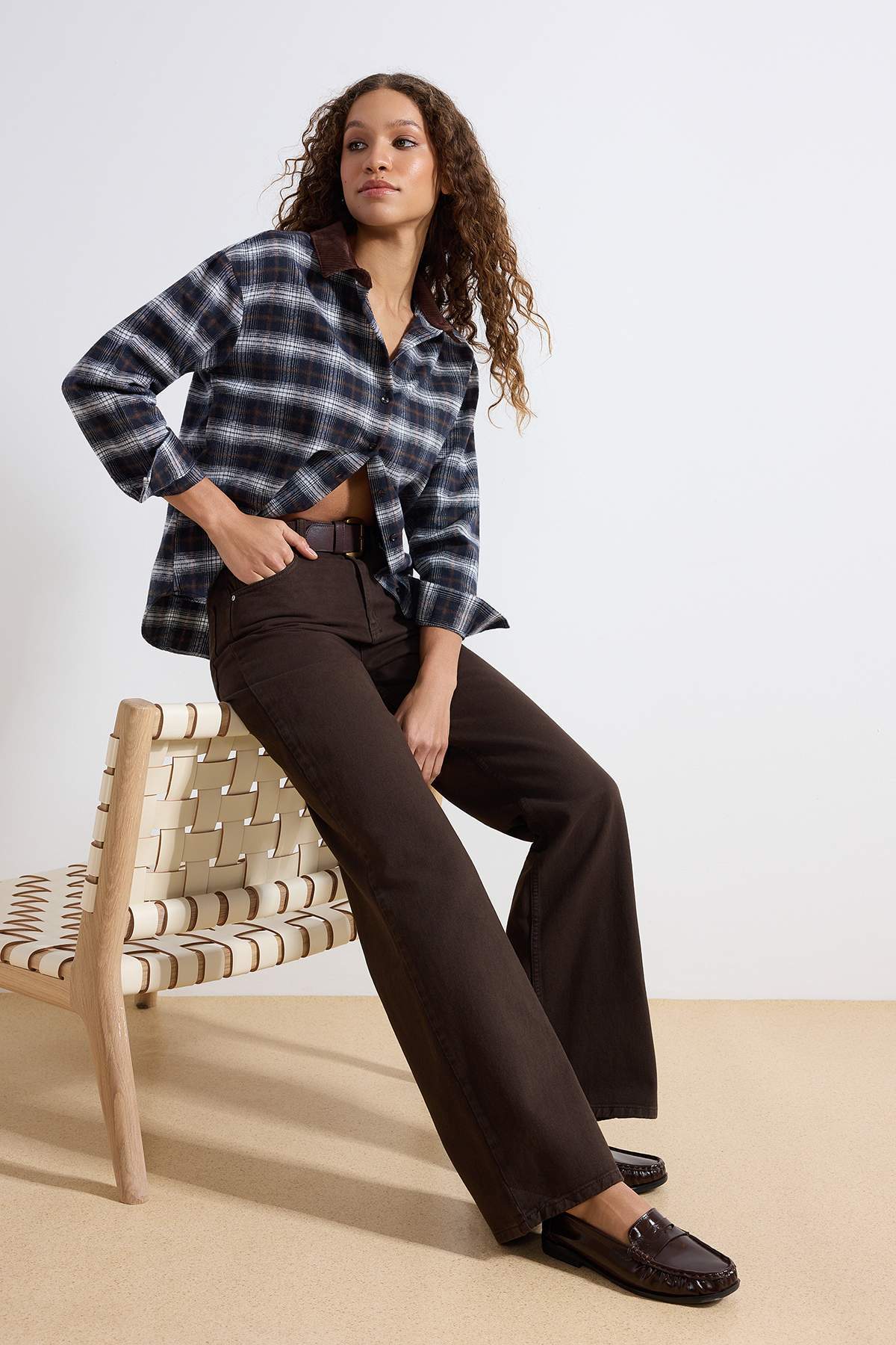 Trendyolmilla  Kahverengi Yüksek Bel Wide Leg Jeans TWOAW24JE00274 - Görsel 2