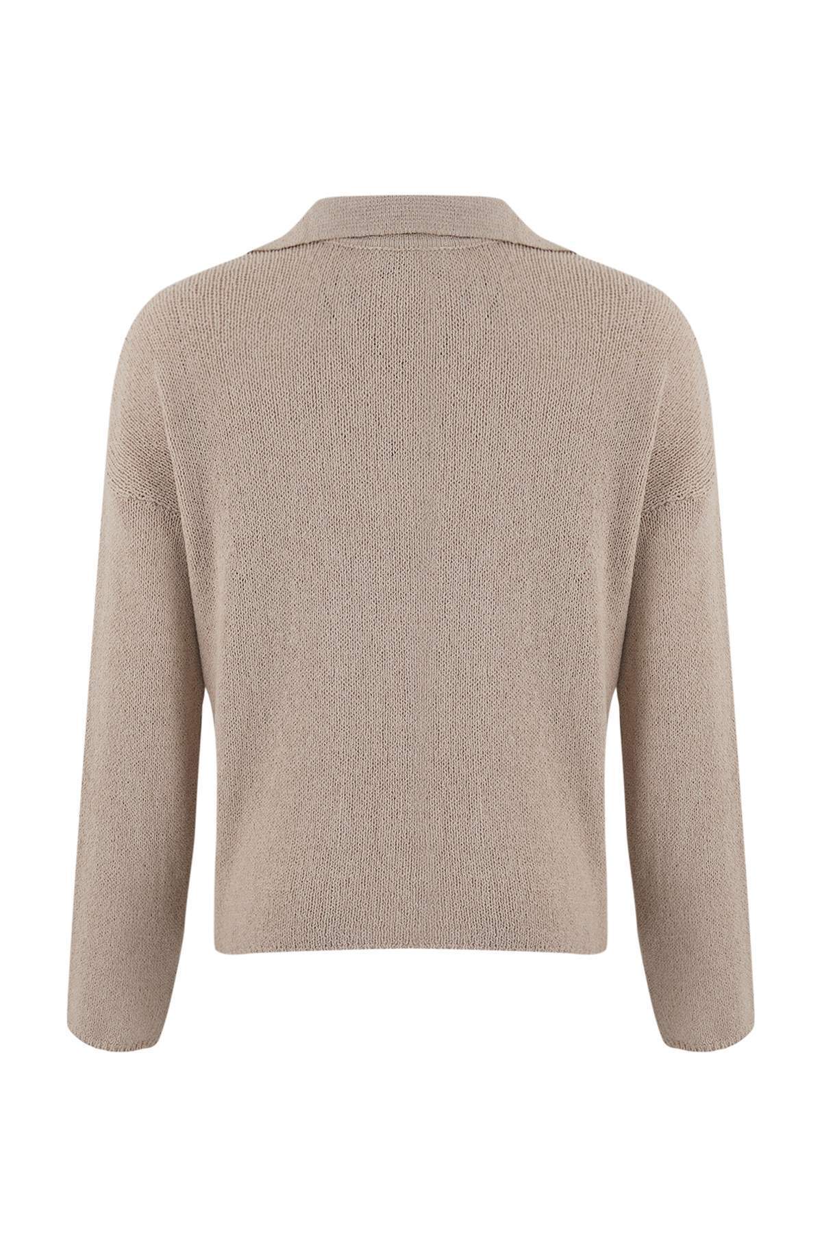 Trendyolmilla  Wardrobe Essentials Vizon Geniş Kalıp Bluz Görünümlü Triko Kazak TWOSS26KZ00001 - Görsel 6