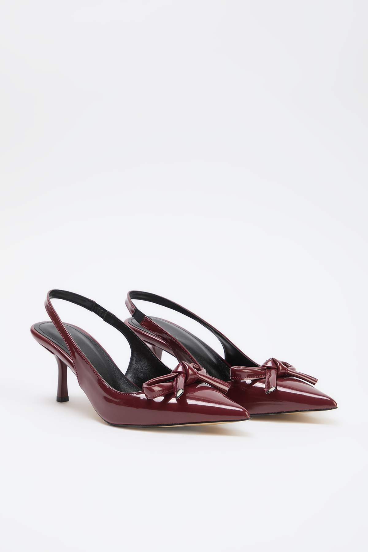 trendyol-shoes-womens-classic-high-heeled-sho