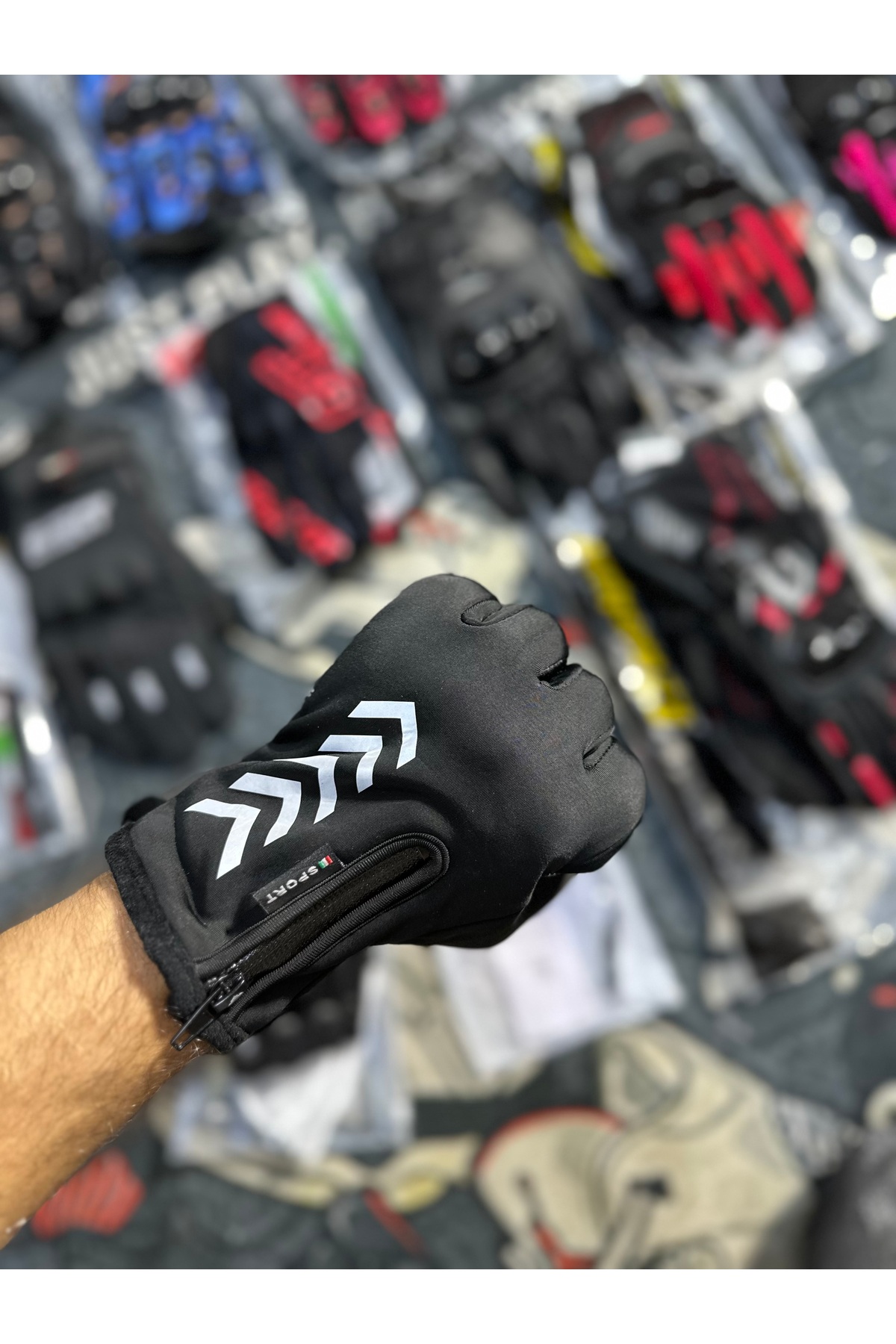 SoftShell Sports Kışlık İçi Polar Eldiven görsel 4