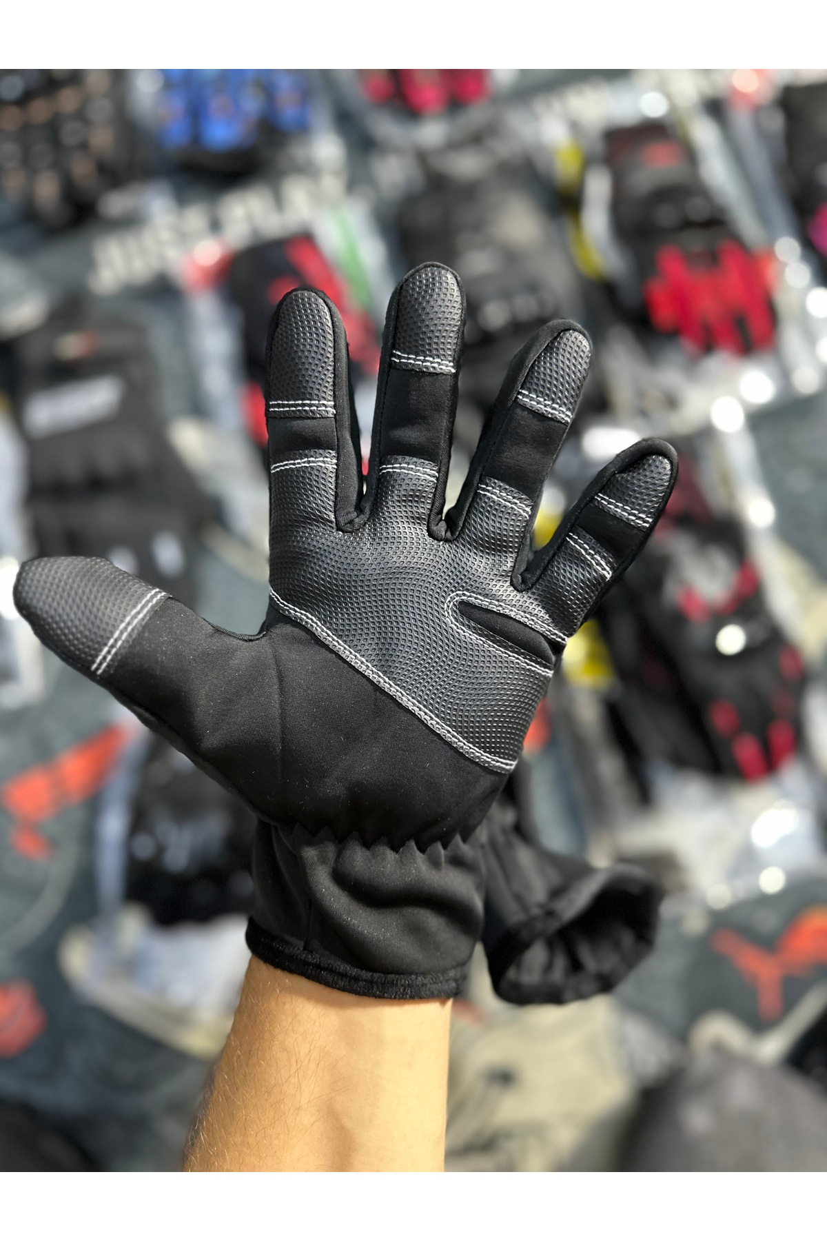 SoftShell Sports Kışlık İçi Polar Eldiven görsel 3