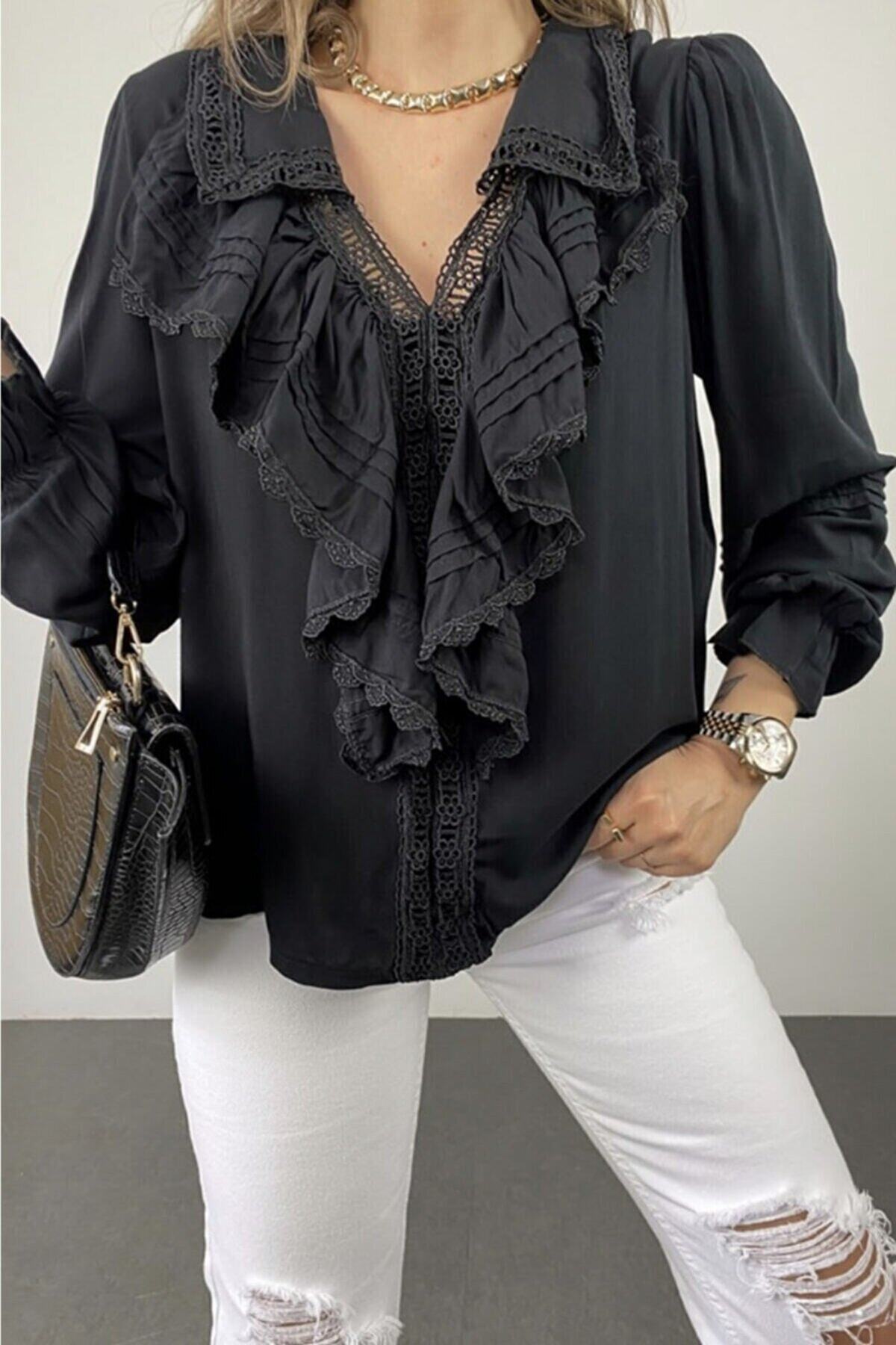 Black Color Guipure And Lace Detailed Flywheel Cotton Blouse