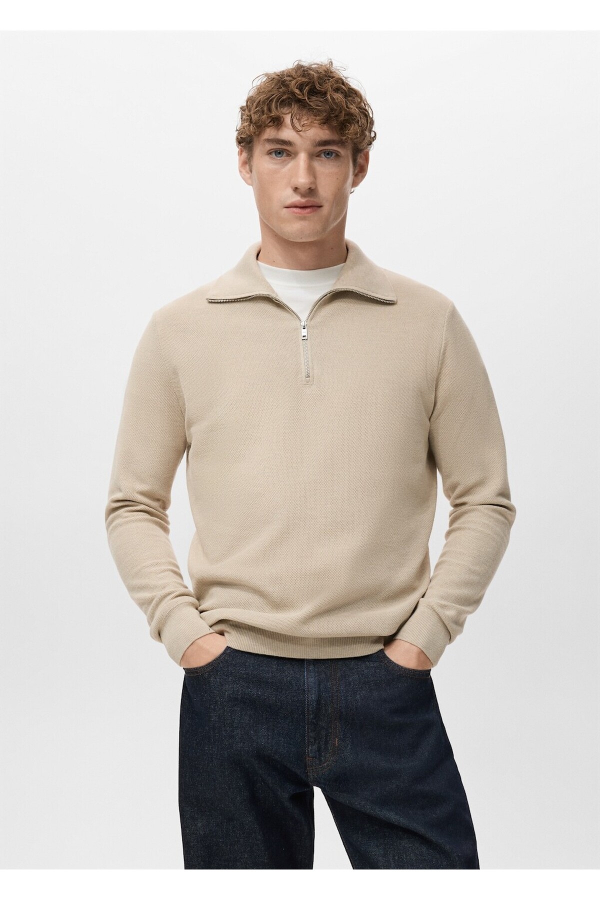 مانگو ژاکت یقه زیپ‌دار ریزبافت