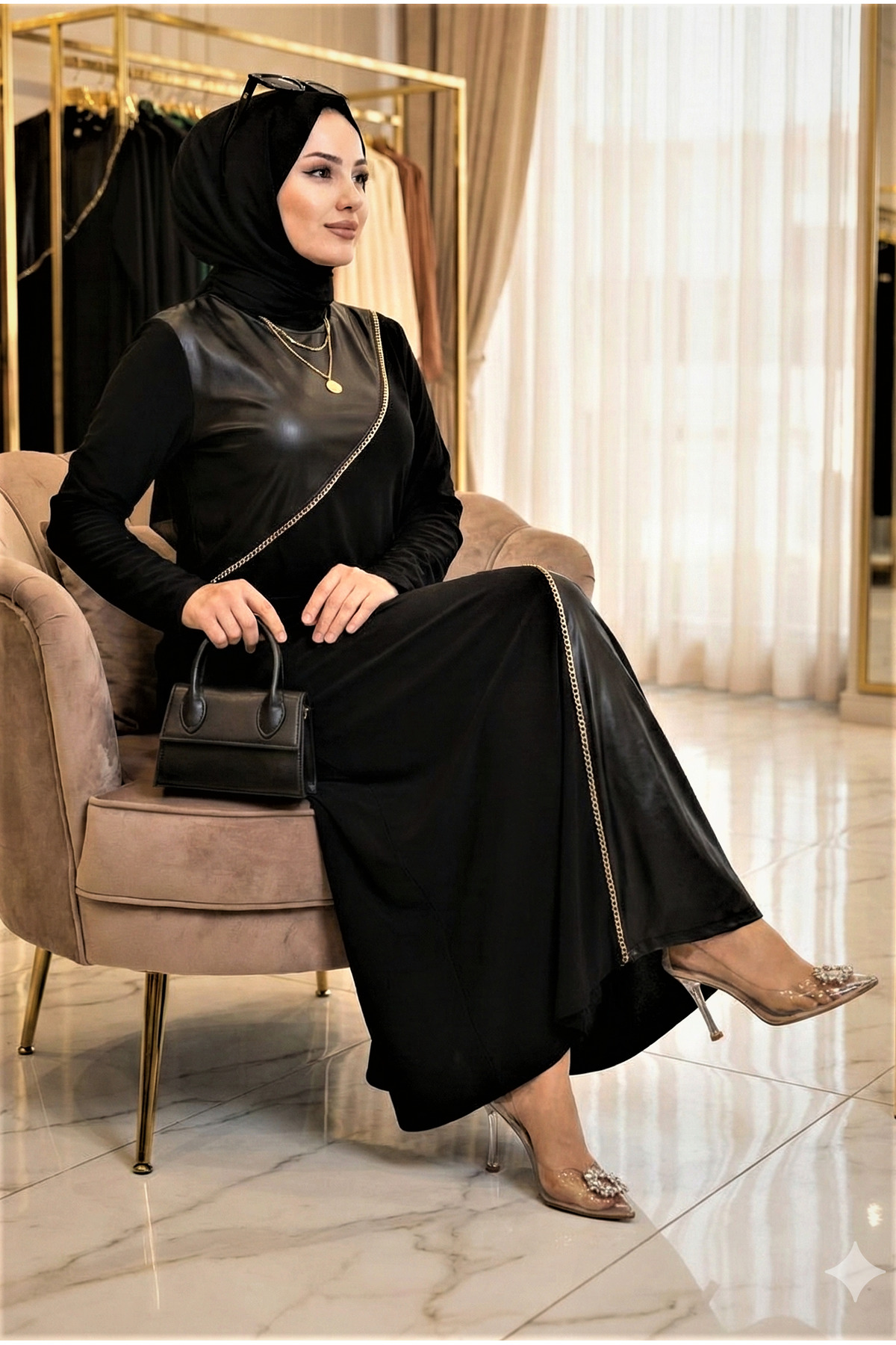 modamira  Kadın Siyah Pamuklu Önü Deri ve Zincir Detaylı Tesettür Kadın Uzun Kollu Elbise - Görsel 4