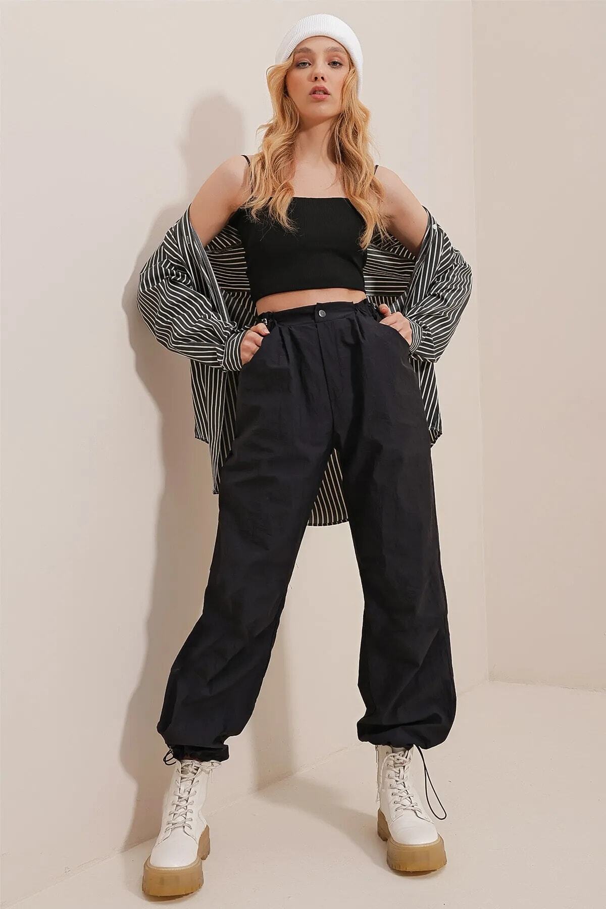 Laleli Butik  Kadın Siyah Paraşüt Kumaş Pantolon - Görsel 3