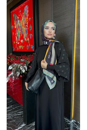 Ferraceci Siyah Dubai İpeği Yonca Detaylı Truvakar Kol Yonca Ferace