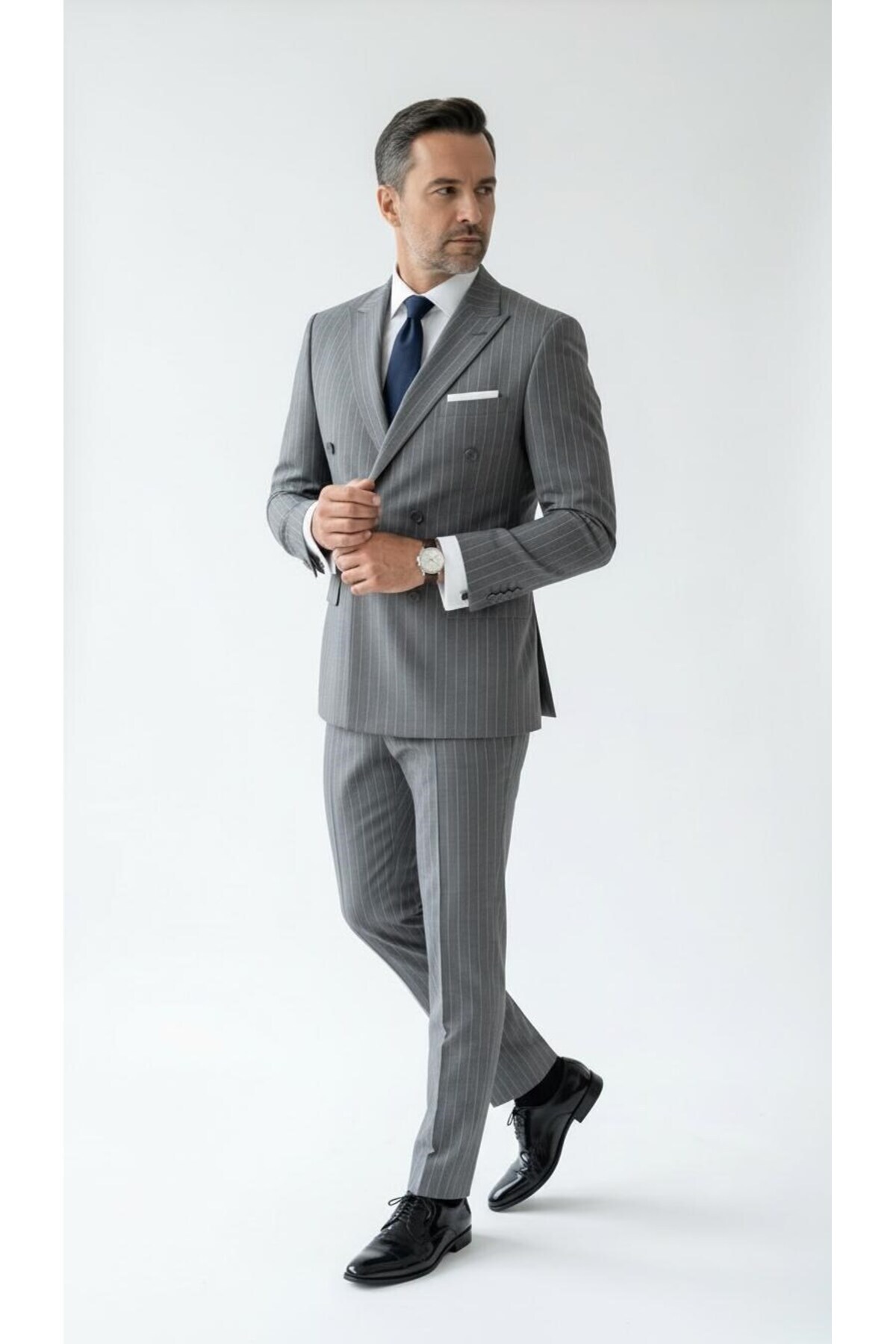 Plus Scorpion  Çizgili Kruvaze Erkek Takım Elbise – Şık ve Rahat İtalyan Kesim, Belden Oturtmalı, Top Düğmeli - Görsel 2
