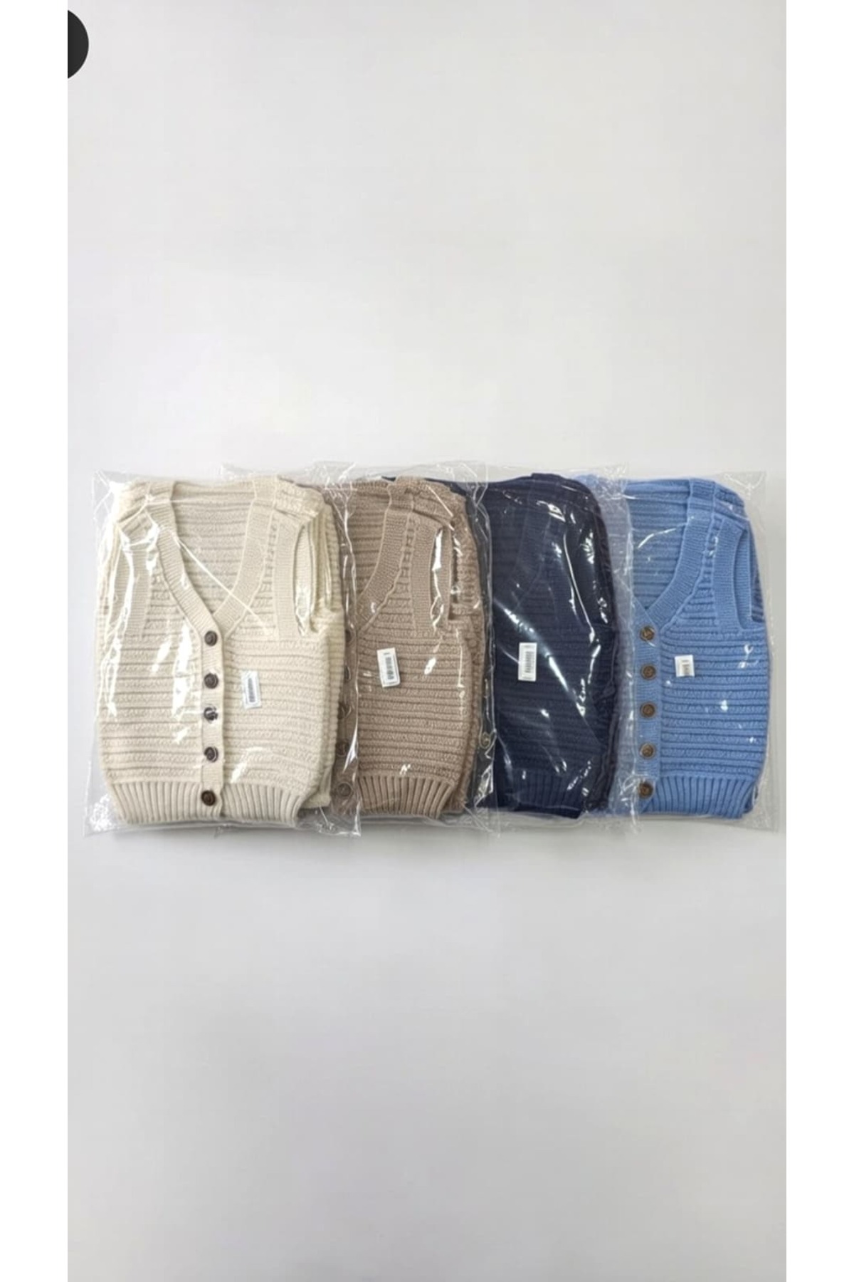 Mamman's 2'li Örme Triko Yelek, Düğmeli Erkek Bebek- Çocuk Kışlık Yelek Seti fotoğrafı 7 (önizleme)