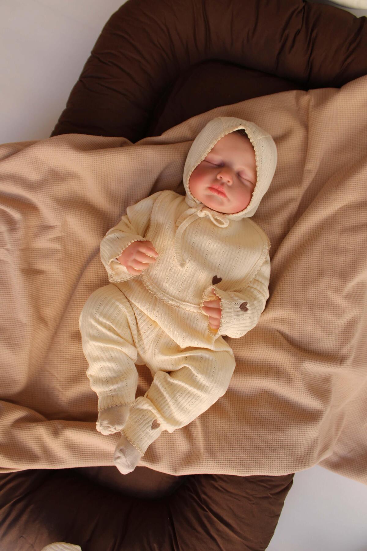 OhlalaKoala Kalp Nakışlı 5li Kruvaze Yenidoğan Set fotoğrafı 7 (önizleme)