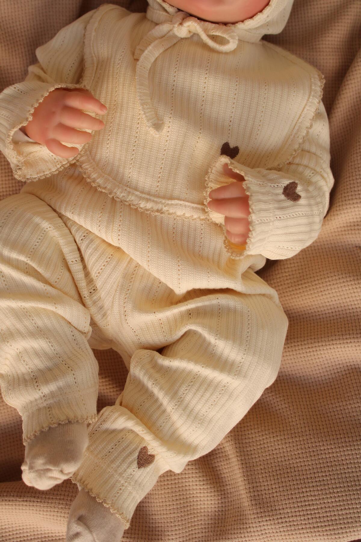 OhlalaKoala Kalp Nakışlı 5li Kruvaze Yenidoğan Set fotoğrafı 6 (önizleme)