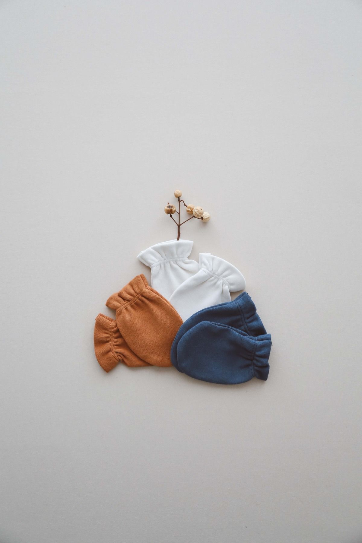 OhlalaKoala 3lü İndigo-Krem Tarçın Rengi Yenidoğan Eldiven Set Model 4 fotoğrafı 4 (önizleme)