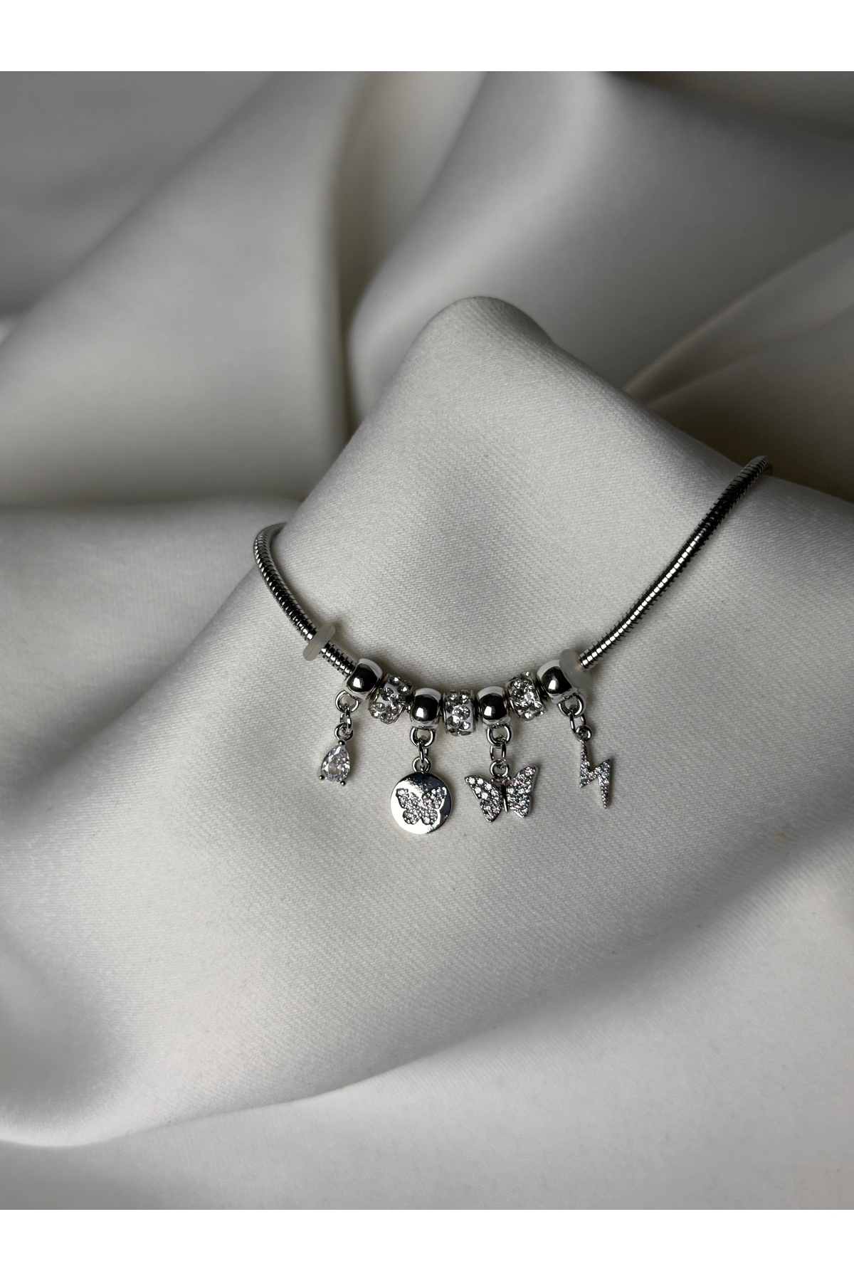 Kelebek Charm Bileklik 3