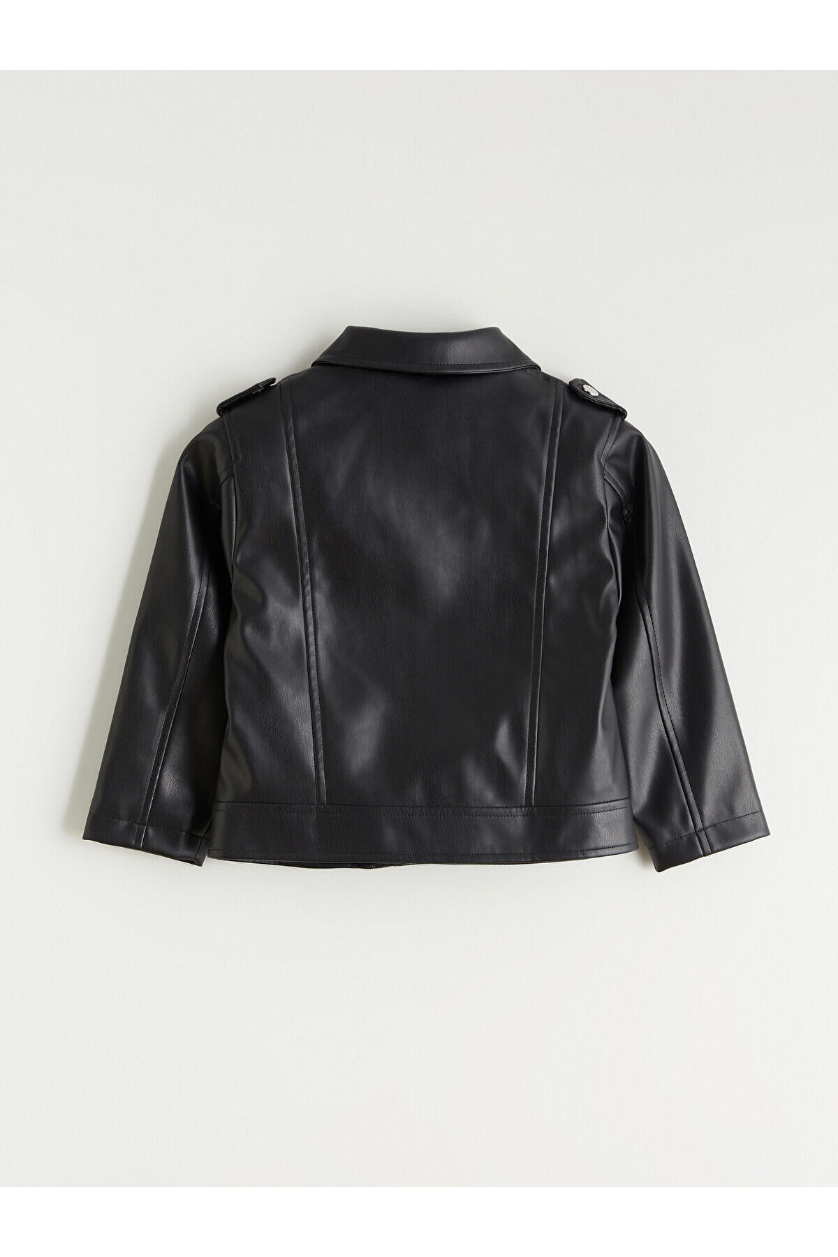 LC Waikiki Nevaa Collection Siyah Deri Görünümlü Kız Çocuk Mont fotoğrafı 3 (önizleme)