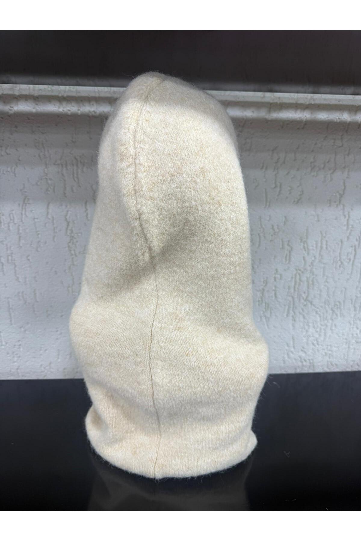 Axesoire  14800-1 Bej Boyundan Geçmeli Yumuşak Dokulu Düğmeli Bağcıklı Balaklava Model Triko Bere - Görsel 4