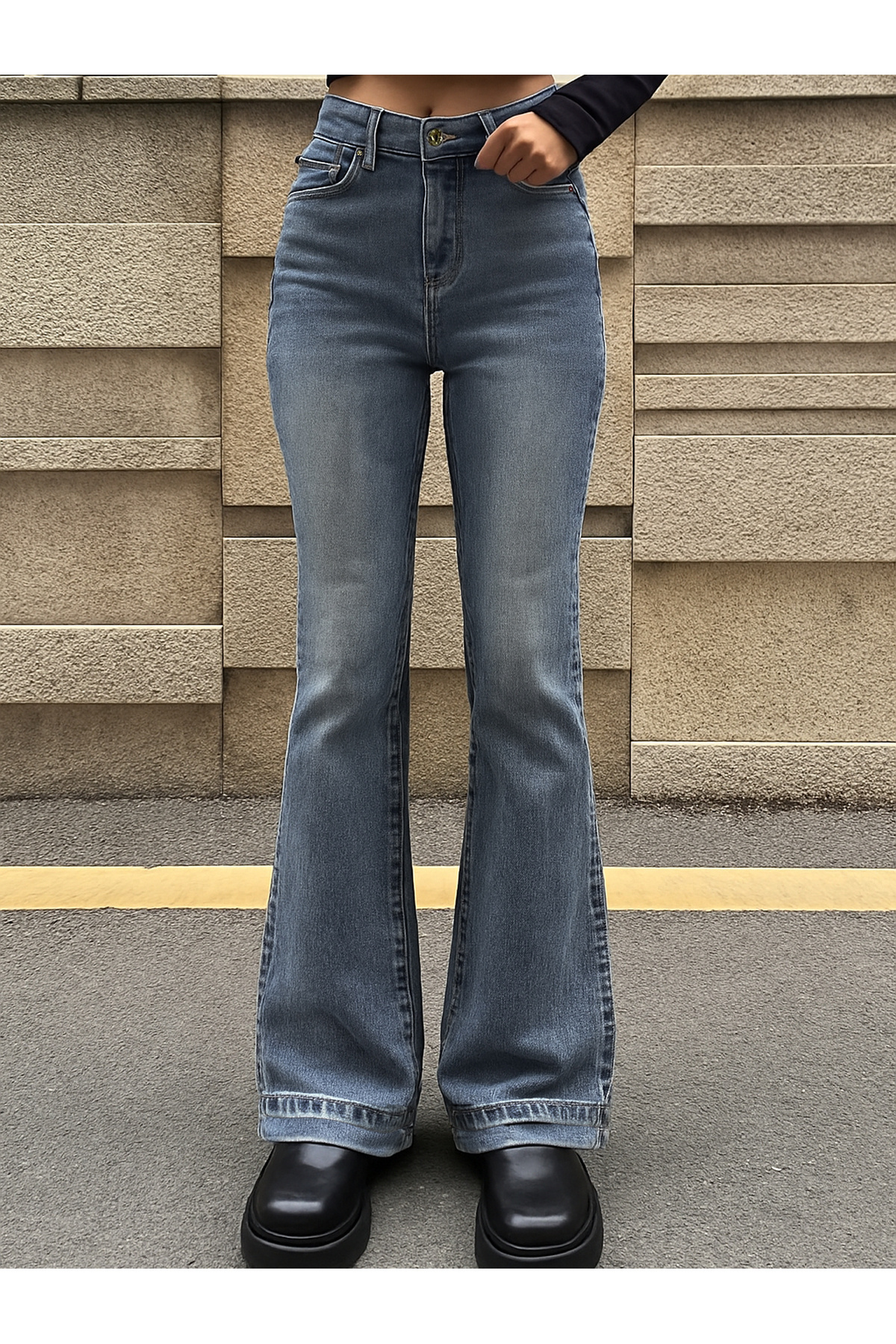 Shevadne  Kadın Yüksek Bel Mavi İspanyol Paça Jean Pantolon Retro Günlük Dört Mevsim - Görsel 4