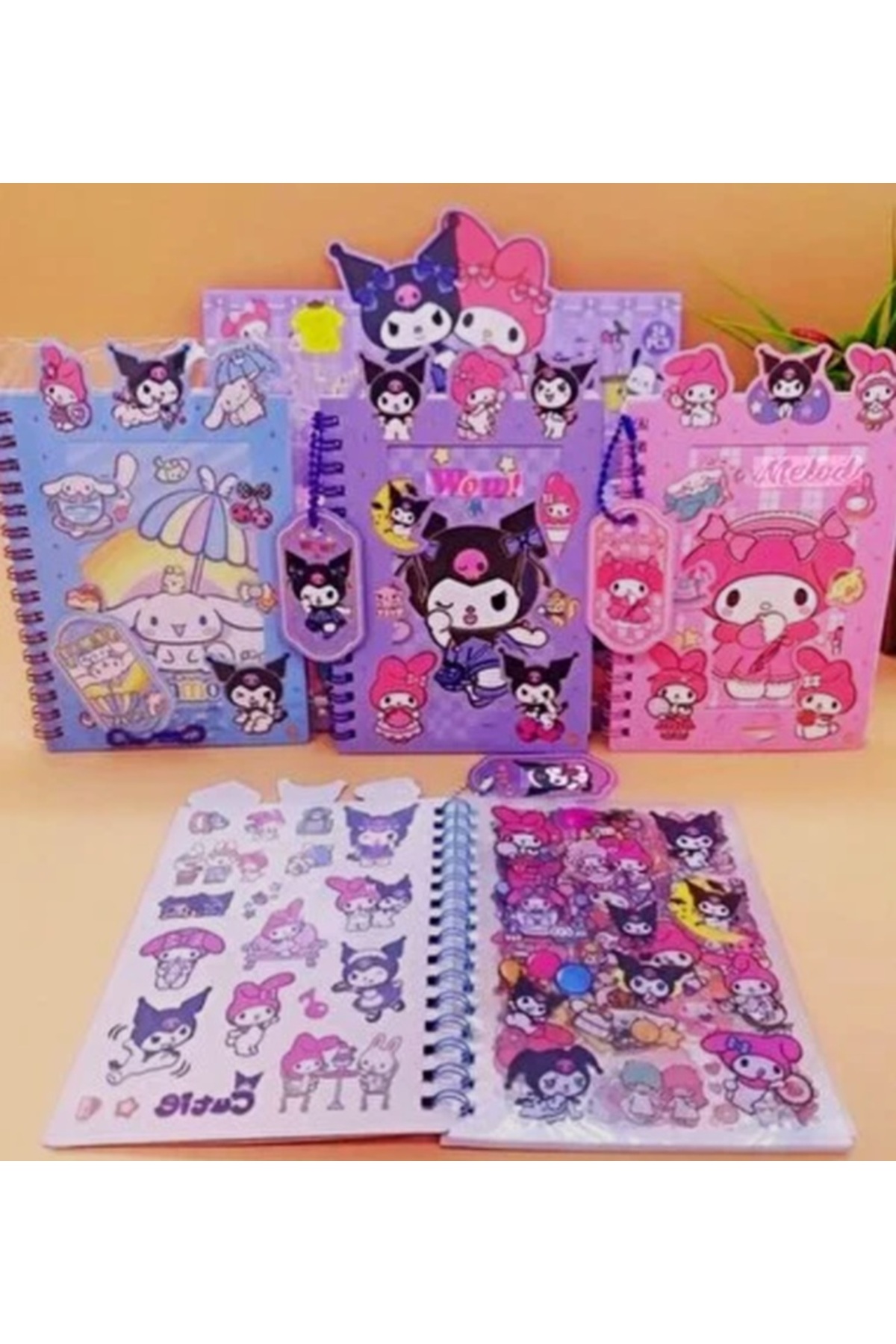 Digermak Kuromi My Melodi Cinnamoroll Sticker Defter 16 Sayfa
