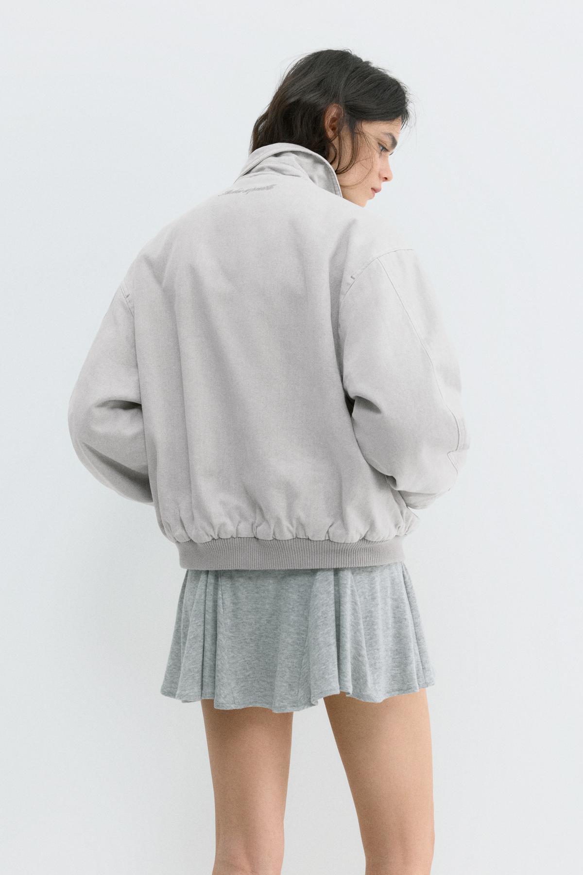 Pull & Bear  İşlemeli yama detaylı ceket - Görsel 5