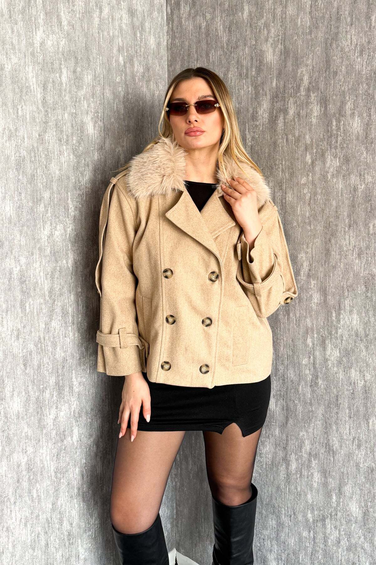 ModaPlaza  Kadın Kaşe Yaka Kürklü Mont 60560 - Görsel 7