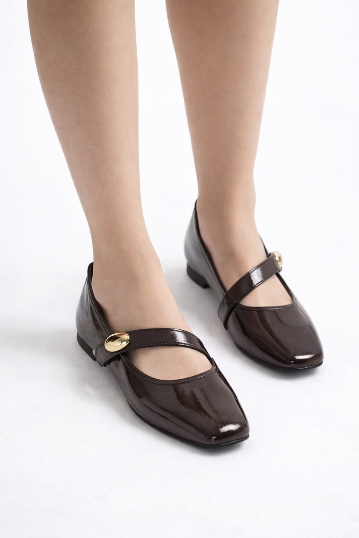 Slipcat  Kadın Rugan Babet Şık Tokalı Ortopedik Taban Günlük Ayakkabı - Görsel 2