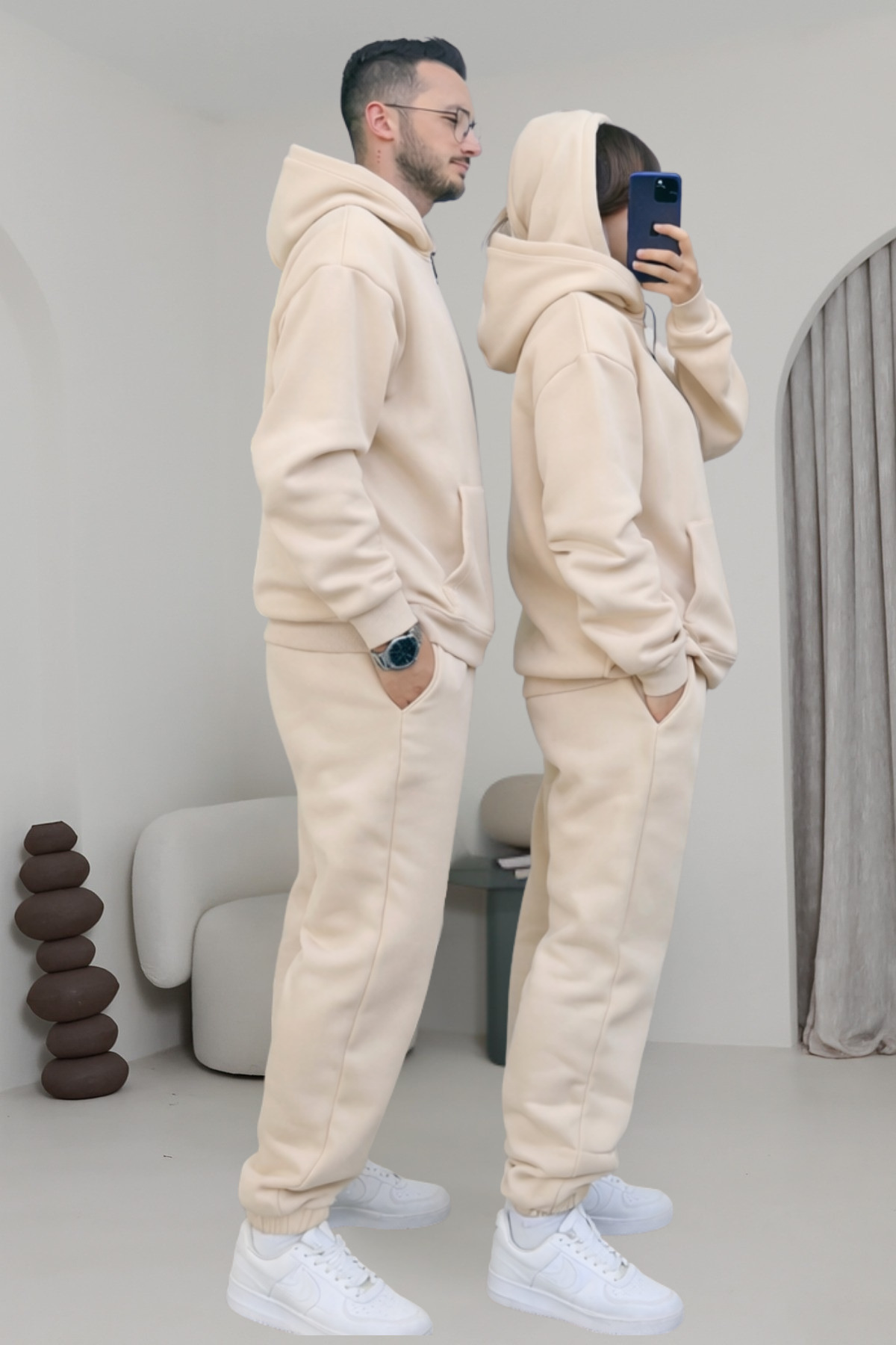 Çiftlere Özel Basic Oversize Kapşonlu Eşofman Takımı — بژ hrtkbrn1 — تصویر 2 از 4