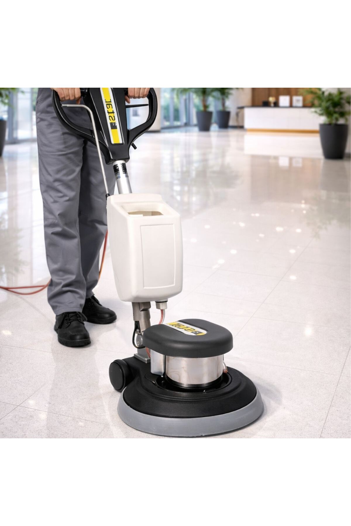 STAR C 45 Profesyonel Yer Yıkama ve Cilalama Makinesi