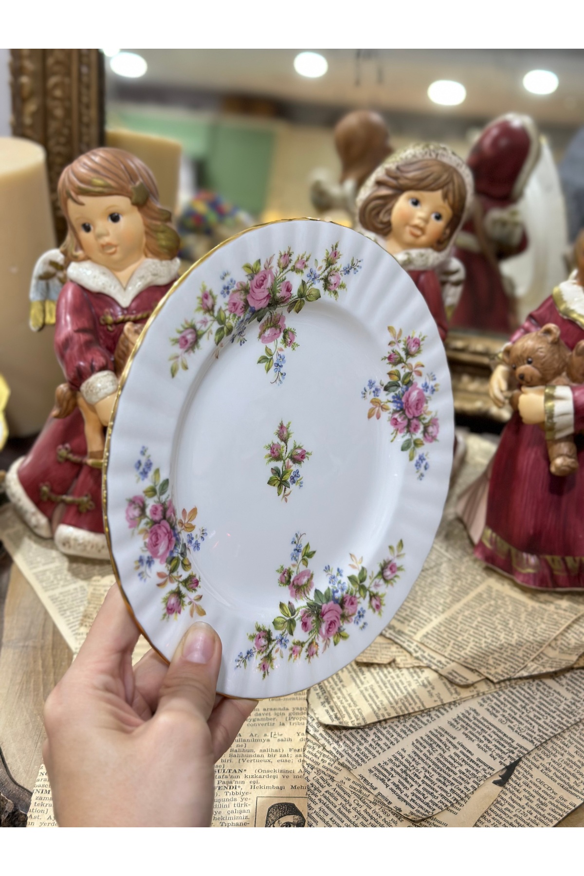 Royal Albert Antika Moss Rose Serisi Porselen Pembe Renkli Minimal