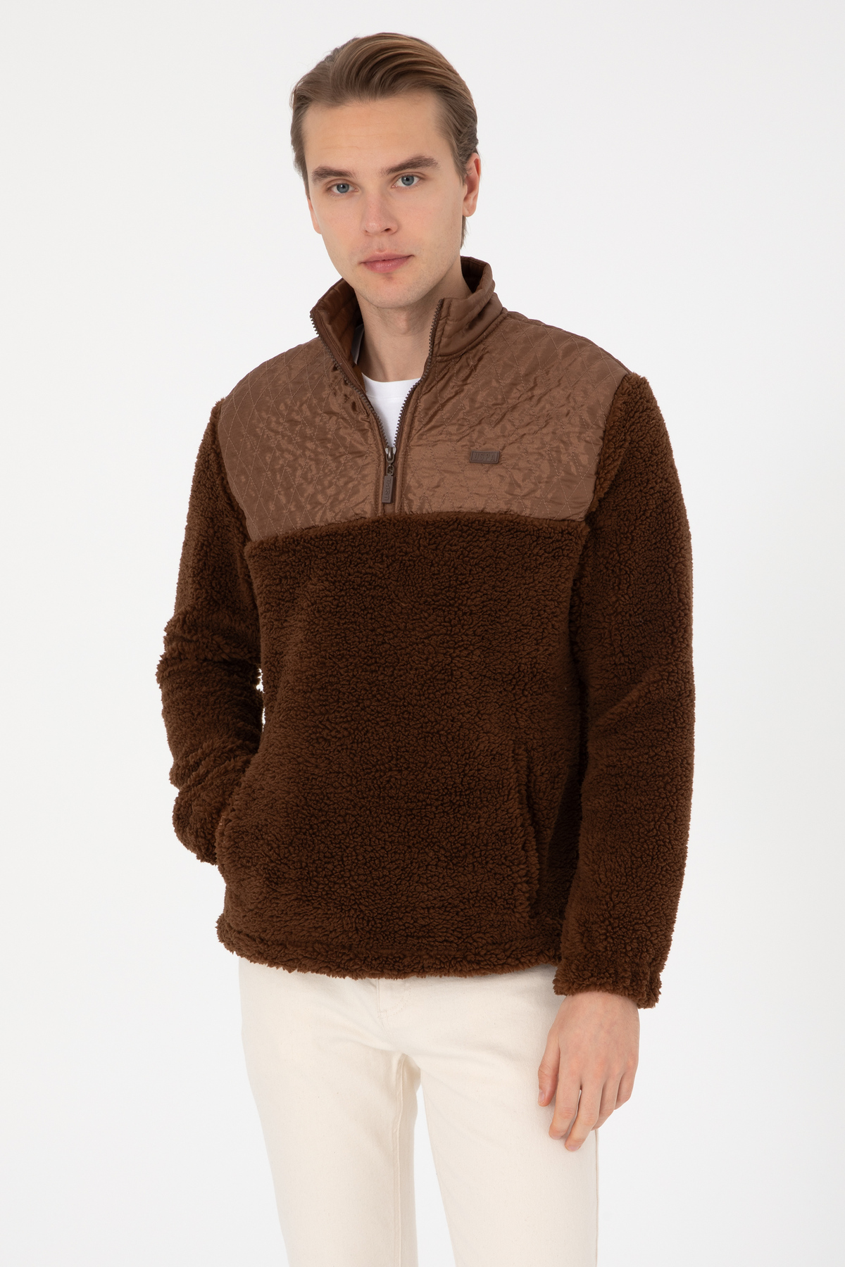 یو اس پولو سویشرت مردانه قهوه‌ای نیم زیپ مدل 50309995-VR029