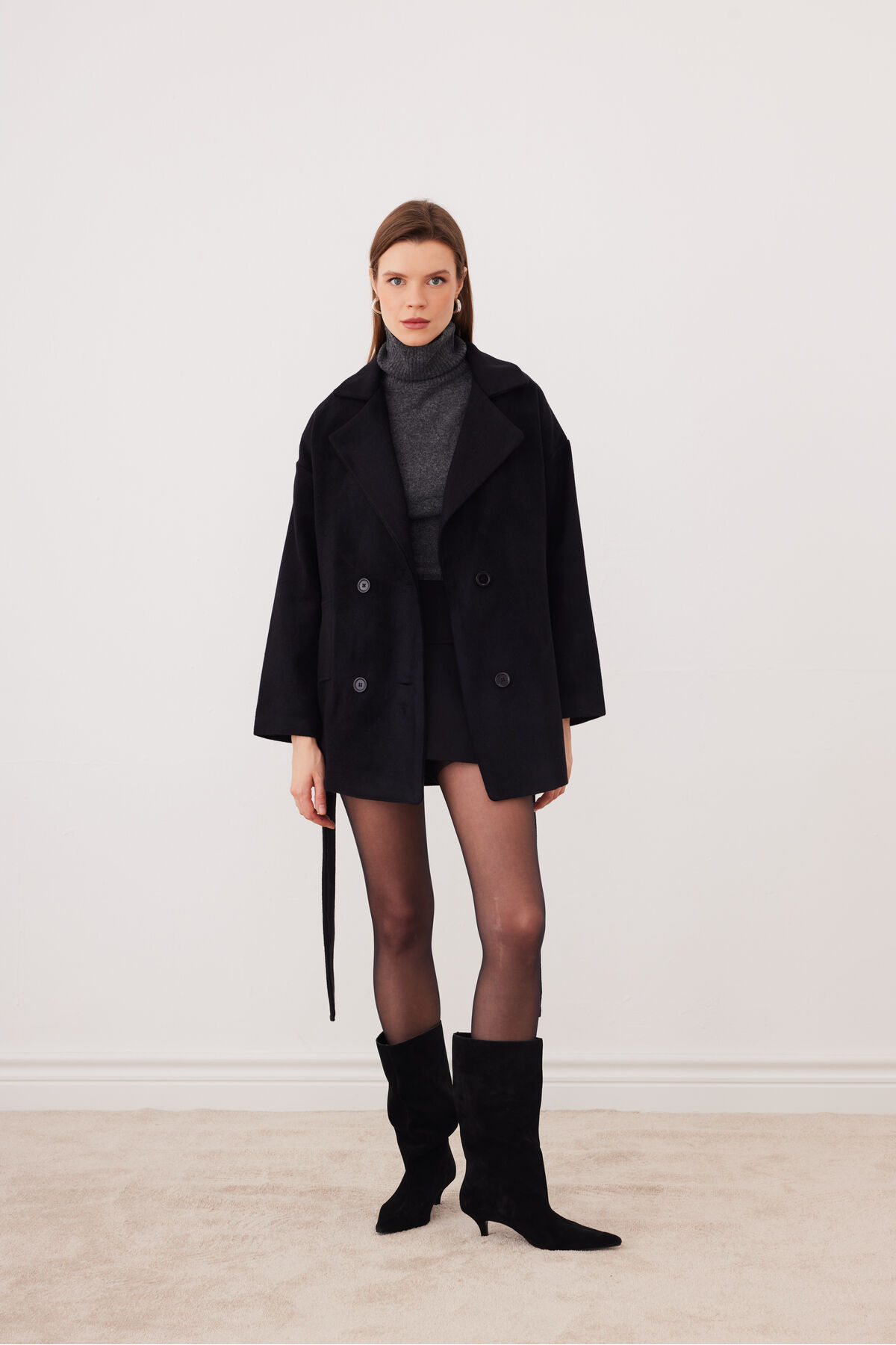 SevdeUgur  Kadın Siyah Oversize Kısa Kaşe Kaban Kemerli Astarlı - Sevde Ugur - Görsel 6