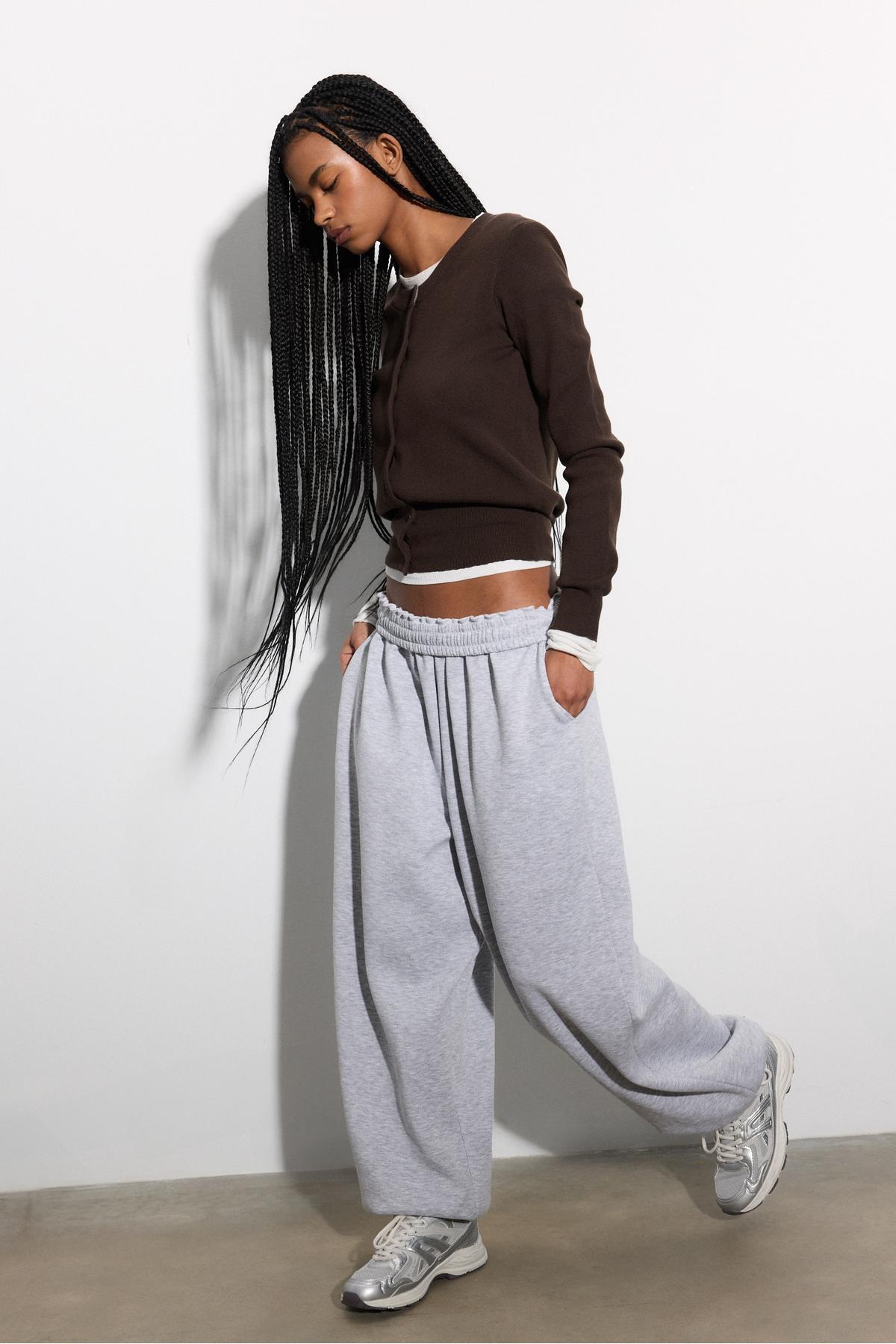 Stradivarius  Düğmeli triko hırka - Görsel 2