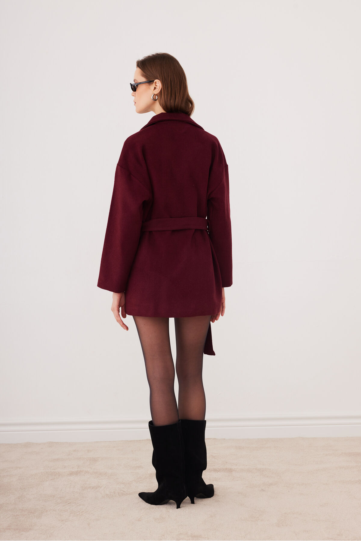 SevdeUgur  Kadın Bordo Oversize Kısa Kaşe Kaban Kemerli Astarlı - Sevde Ugur - Görsel 8