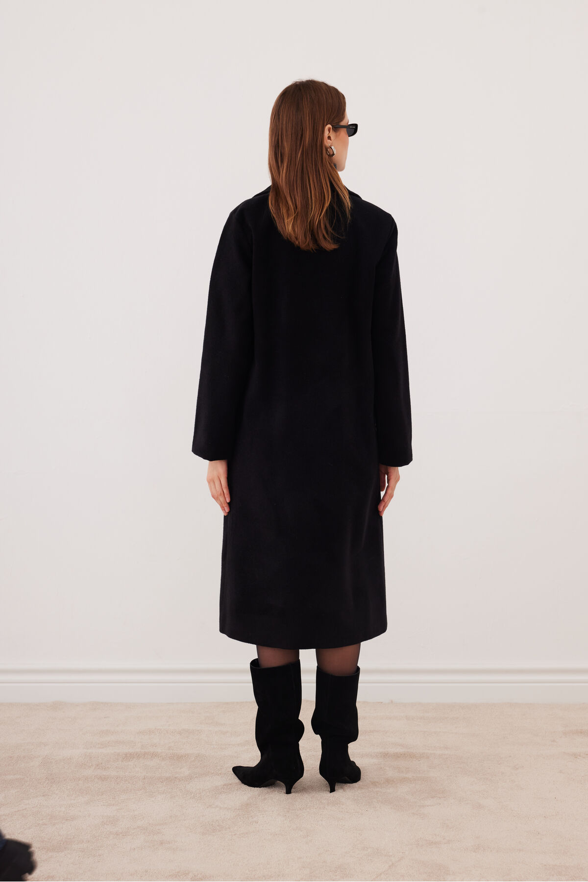 SevdeUgur  Kadın Kaşe Kruvaze Yaka Düğmeli Astarlı Kaban – Günlük & Şık – Siyah - Sevde Ugur - Görsel 7