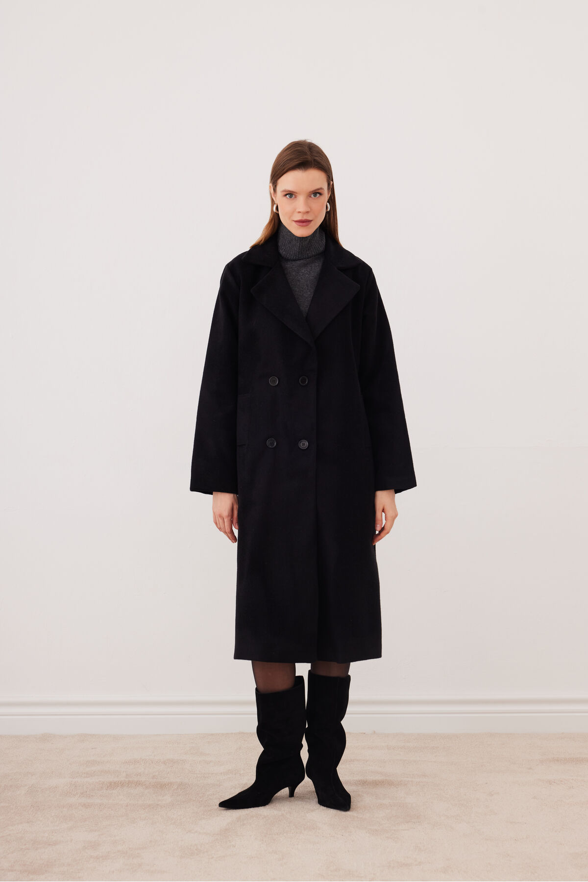 SevdeUgur  Kadın Kaşe Kruvaze Yaka Düğmeli Astarlı Kaban – Günlük & Şık – Siyah - Sevde Ugur - Görsel 6