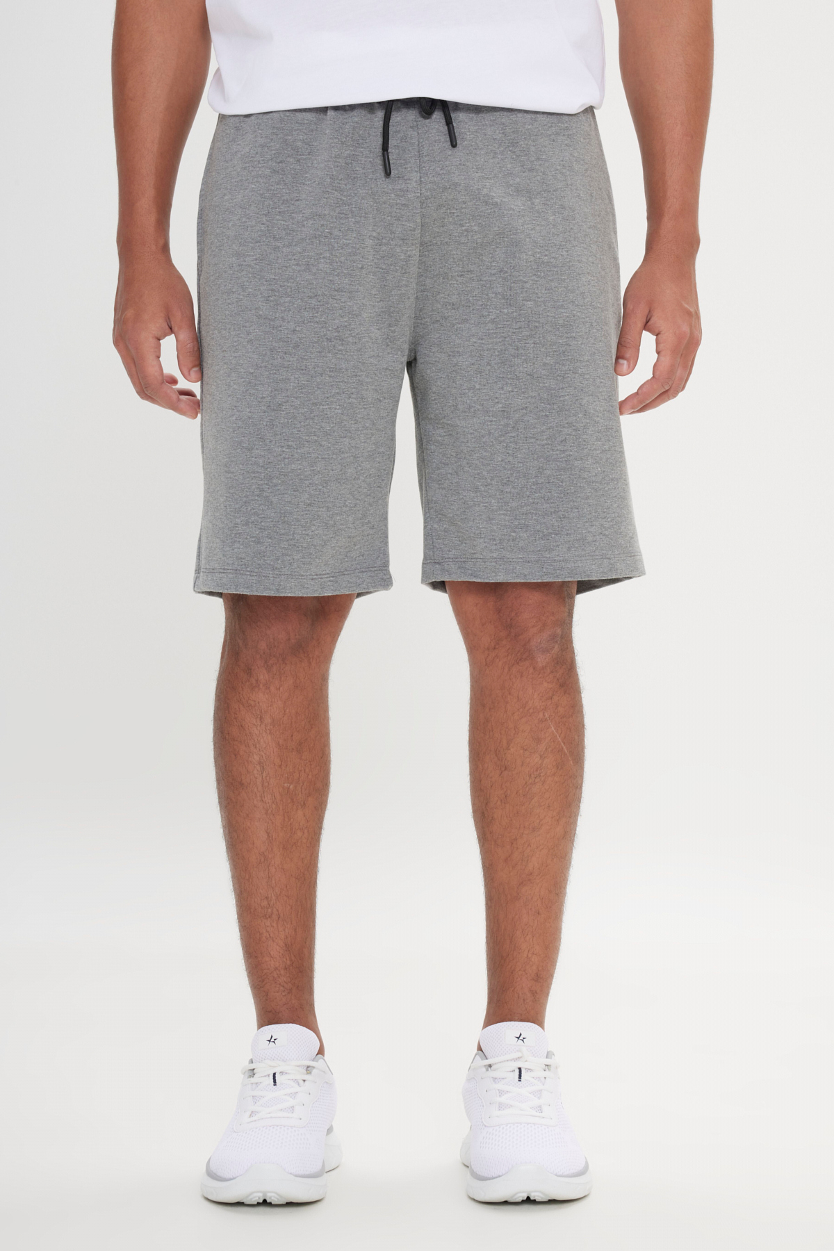 AC&Co / Altınyıldız Classics Erkek Gri Melanj Standart Fit Günlük Rahat Spor Örme Şort görsel 3