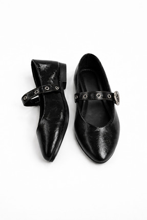 FootFrenzy Victoria Parlak Rugan Siyah Tokalı Kadın Babet – Günlük Şık Mary J...