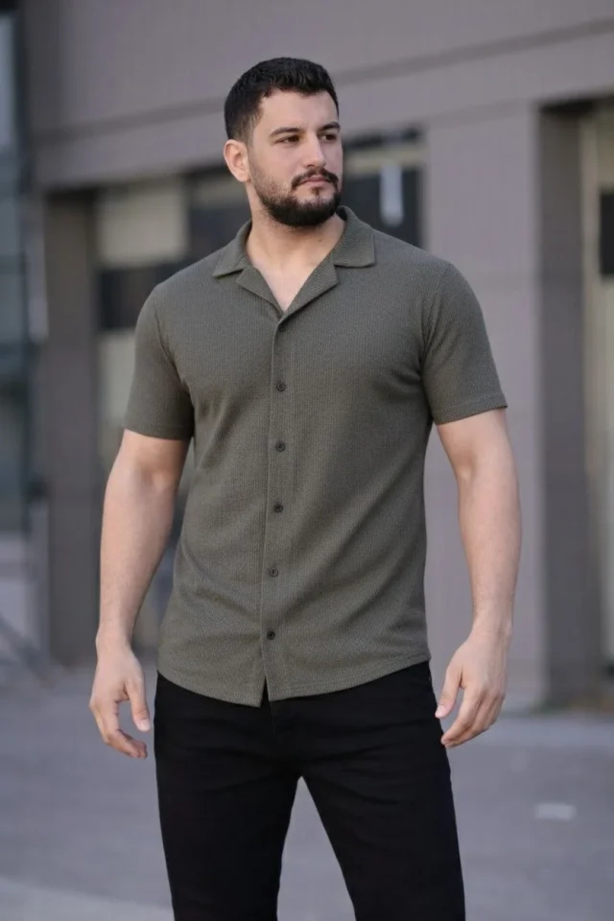 GETFAY Erkek Waffle Kumaş Kısa Kollu Düğmeli Açık Yaka Regular Fit Gömlek-Haki fotoğrafı 2 (önizleme)