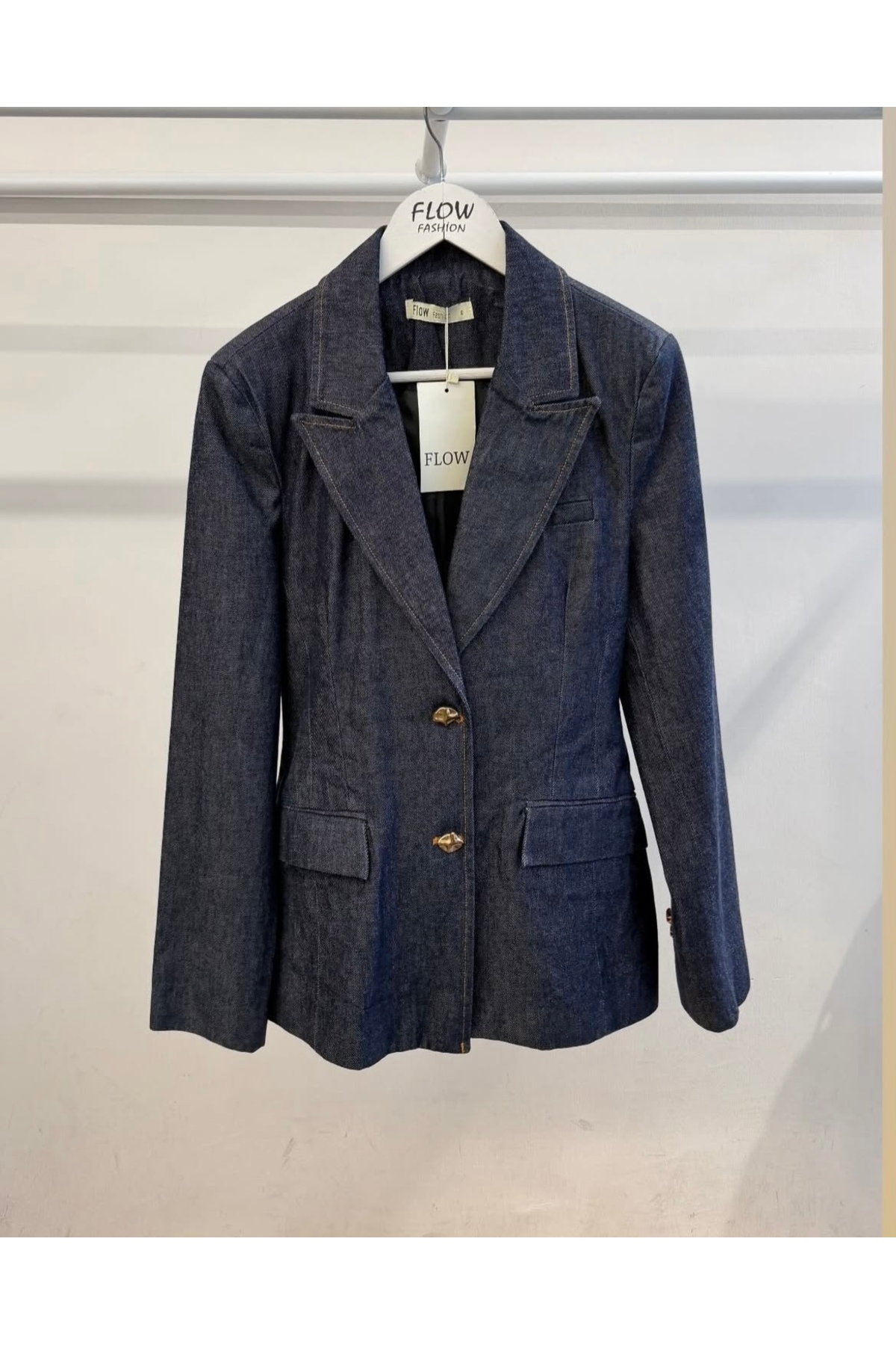 Nihanello Butik  Gold düğmeli Denim Blazer ceket - Görsel 2