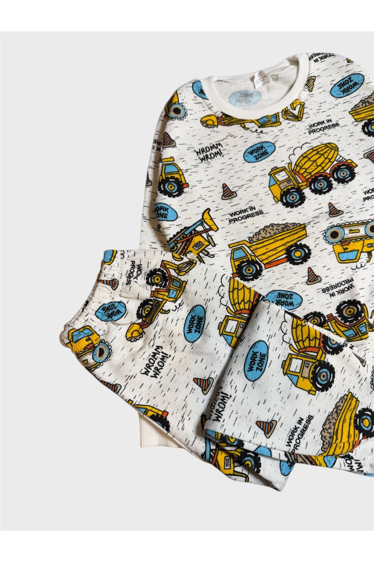 ALİŞ KİDS Erkek Çocuk Pamuklu Şardonlu Beyaz İş Makinesi Kepçe Desenli Uzun Kollu Pijama Takımı fotoğrafı 3 (önizleme)