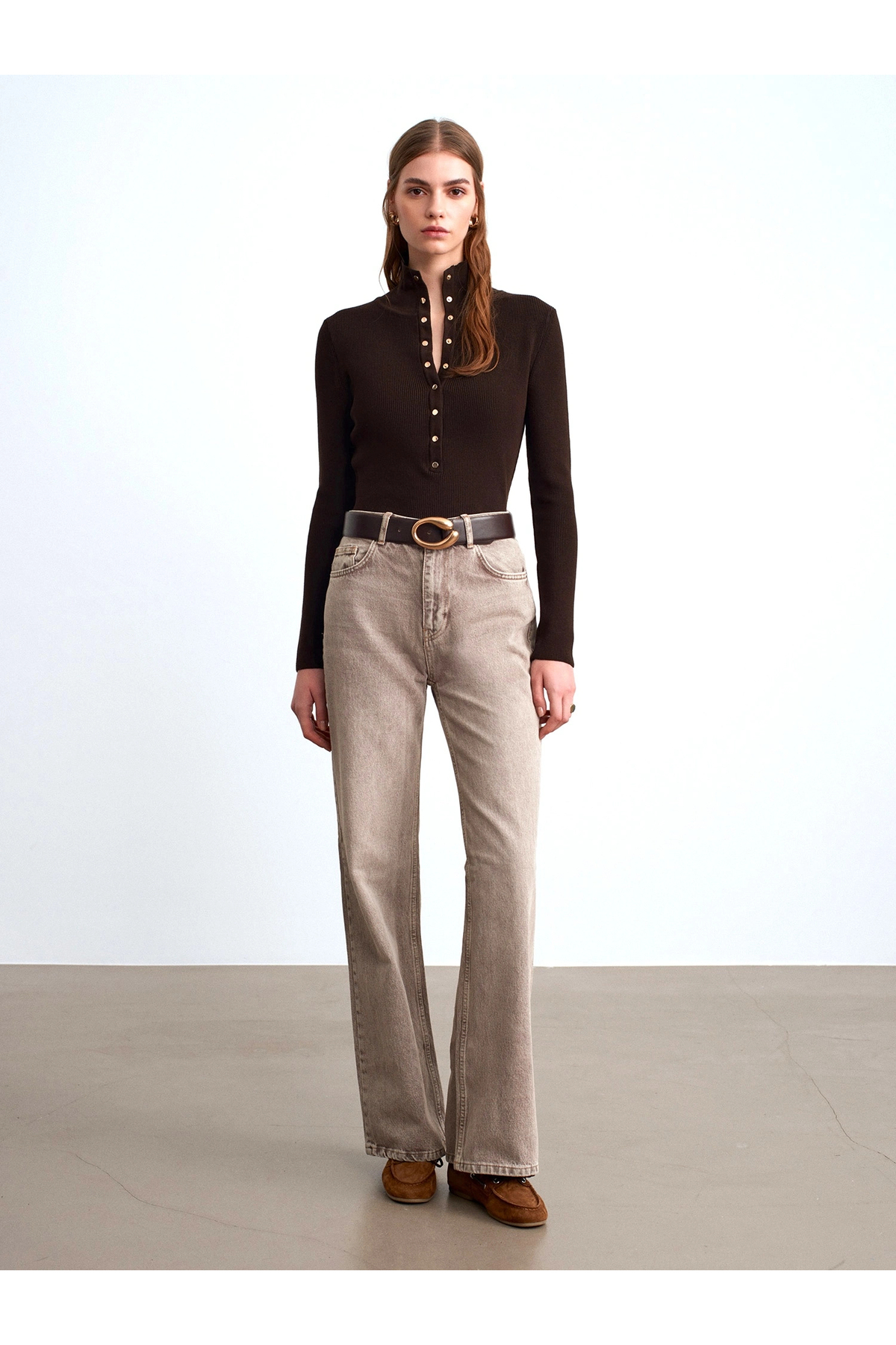 URİS  Kadın Acı Kahverengi Dik Yaka Çıtçıtlı Uzun Kol Triko Kazak - Görsel 2