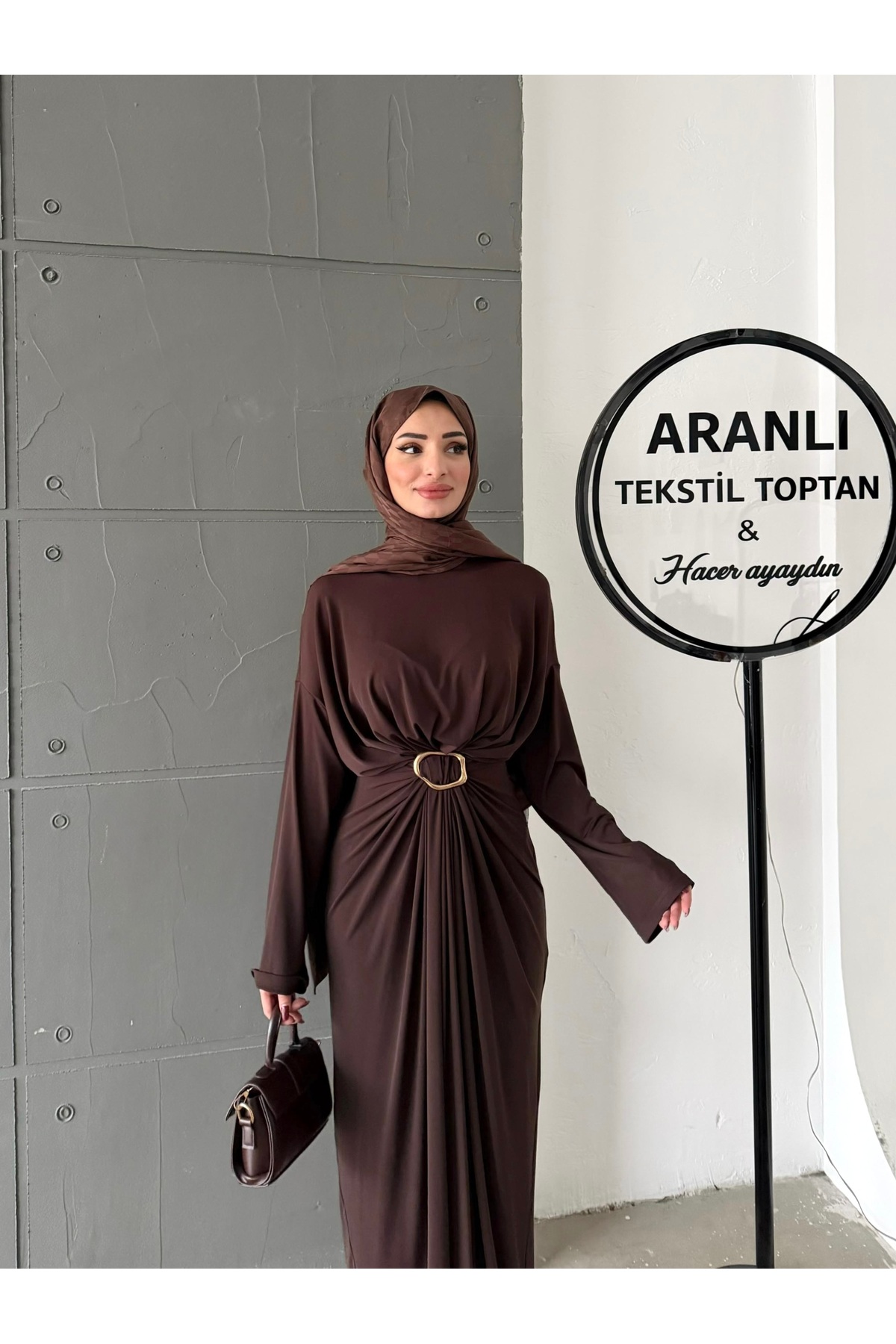 hacer ayaydın  Toka Detaylı Sandy Tesettür Elbise - Görsel 4