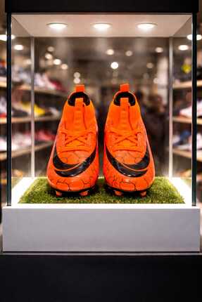 NilStep ÇORAPLI ÇOCUK YETİŞKİN HALI&ÇİM Saha FUTBOL AYAKKABISI (Dişli)