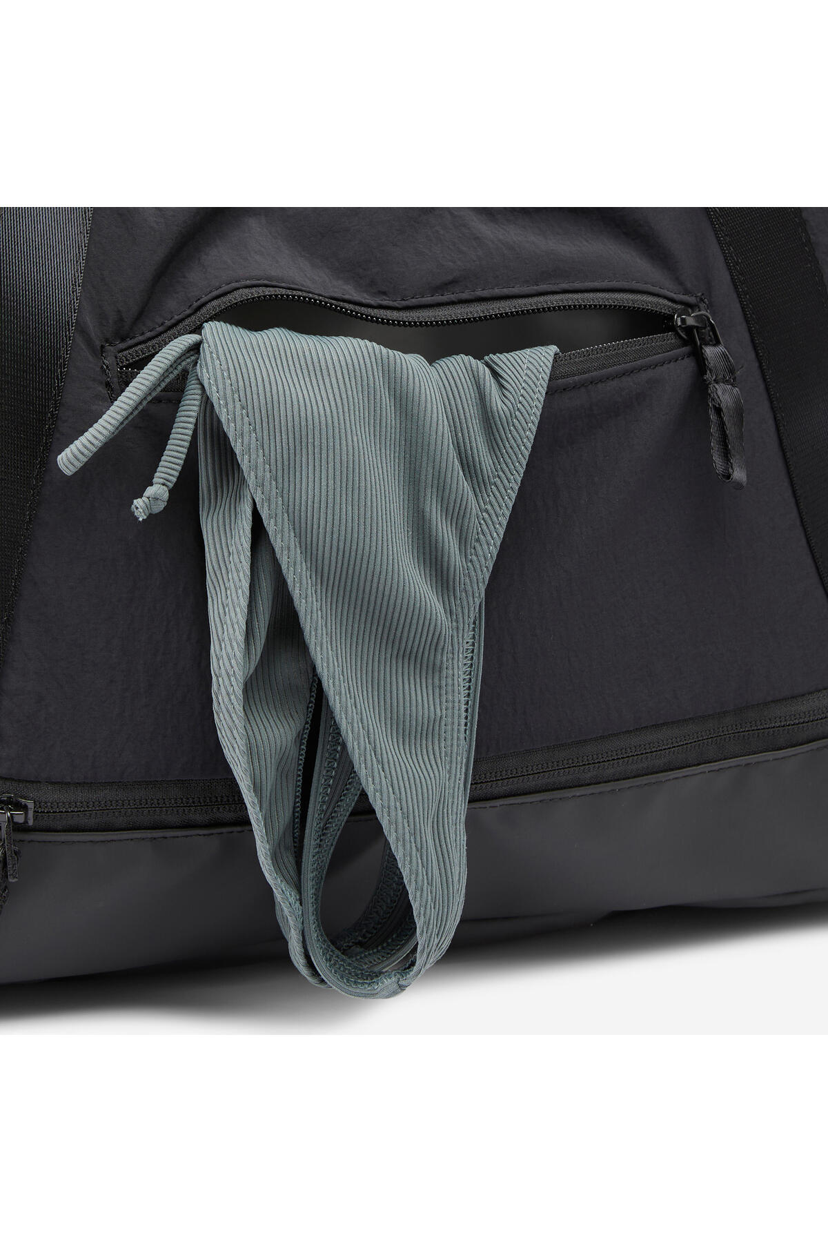 Decathlon Spor Çantası - Su Geçirmez Cep - 28 L görsel 6